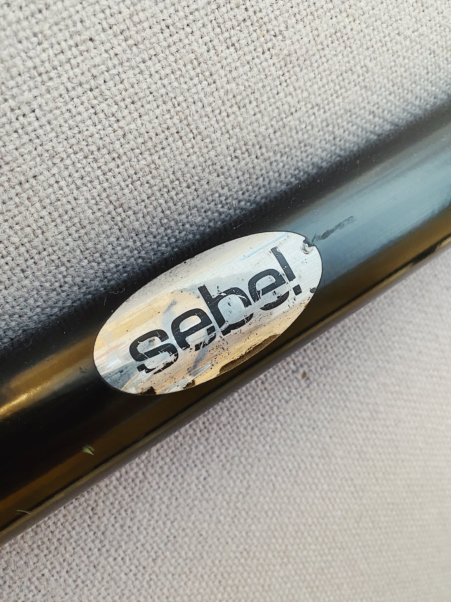 SEBEL / Tubular Brass/Wood Seat