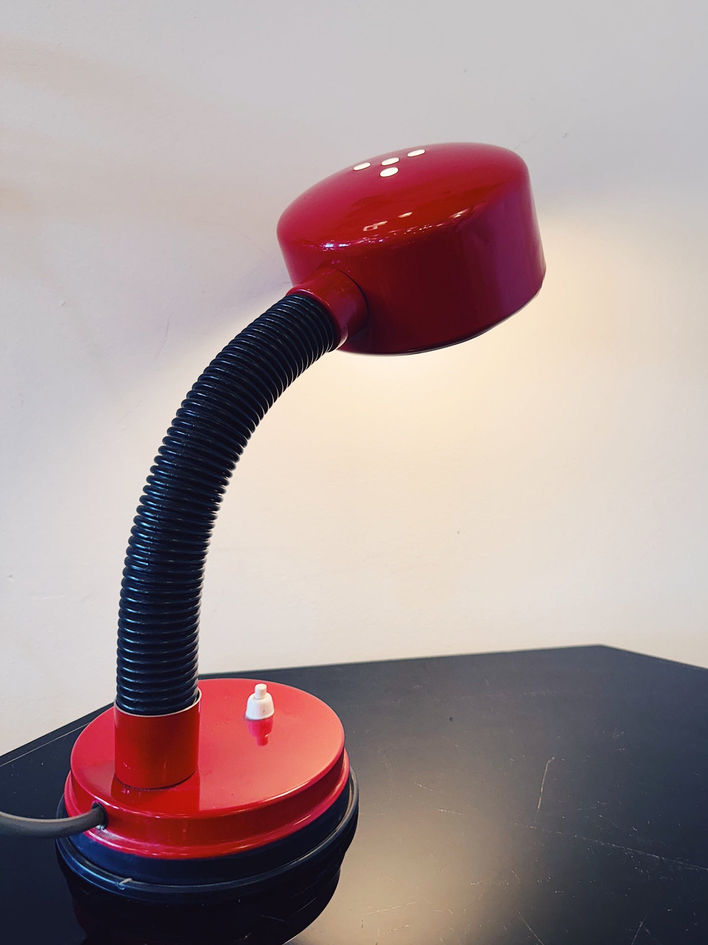VINTAGE / Retro Gooseneck Desk Lamp - Red