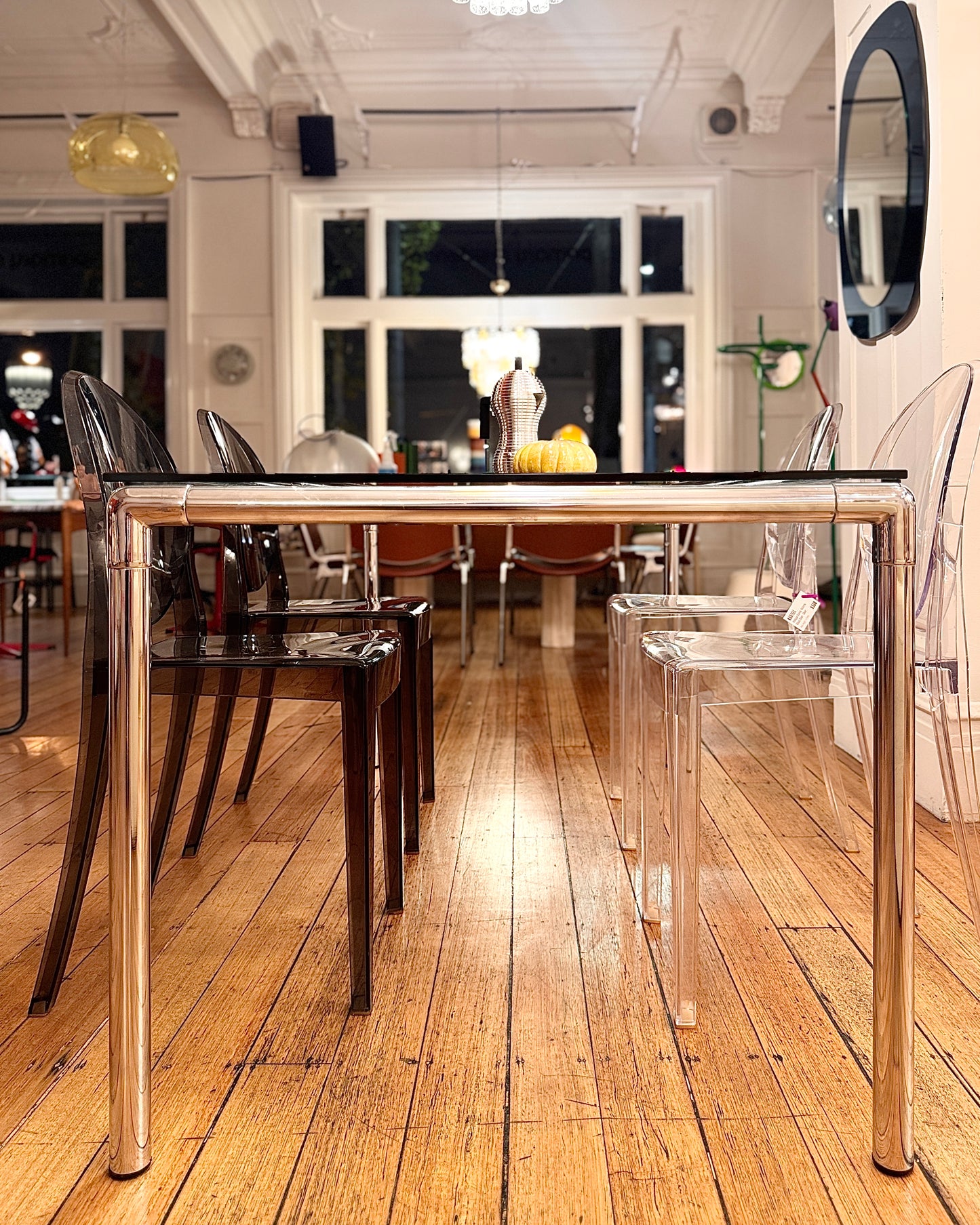 VINTAGE / Tubular Chrome Dining Table