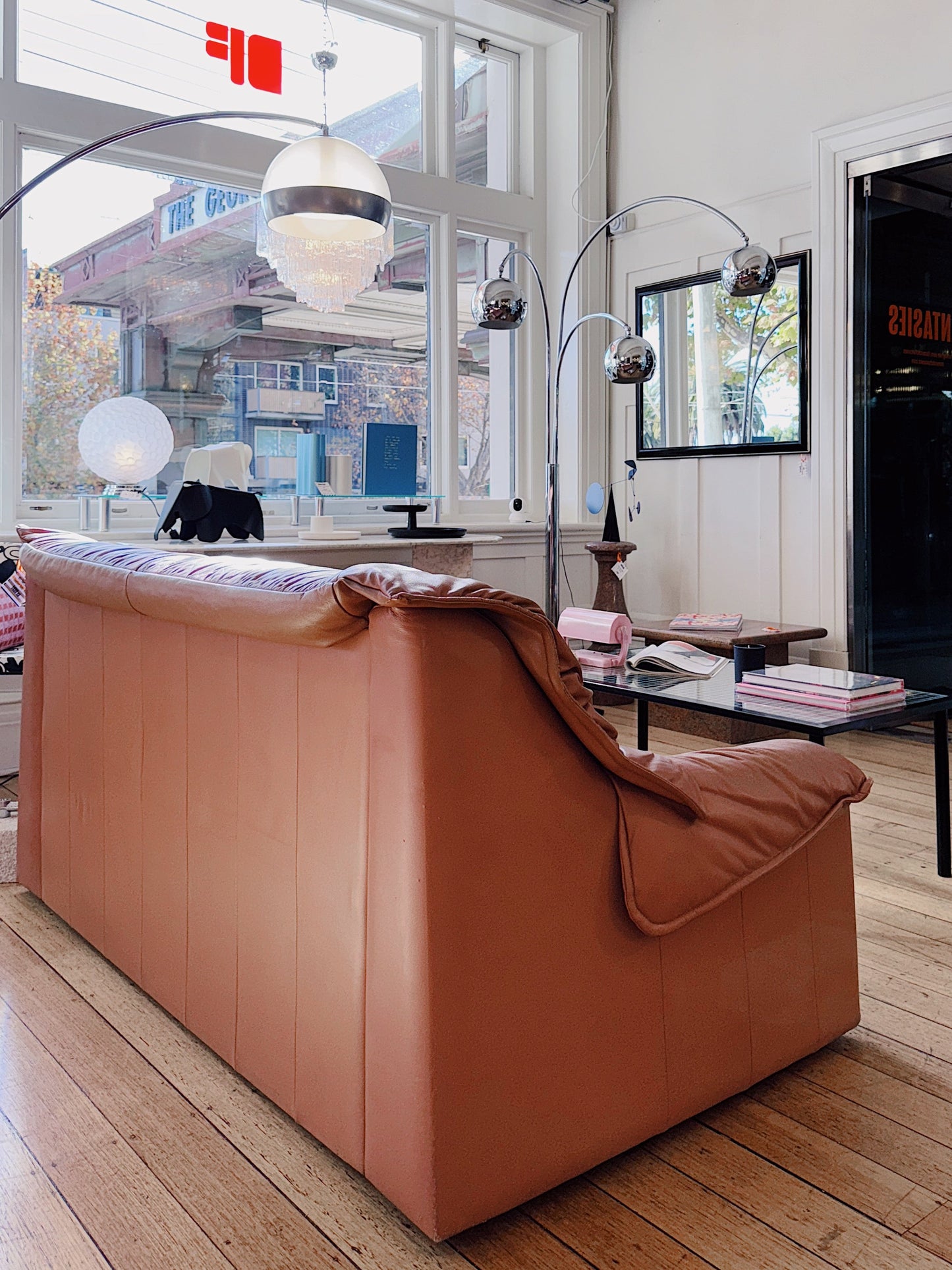 VINTAGE / Italian Post Modern Sofa - Dusty Pink