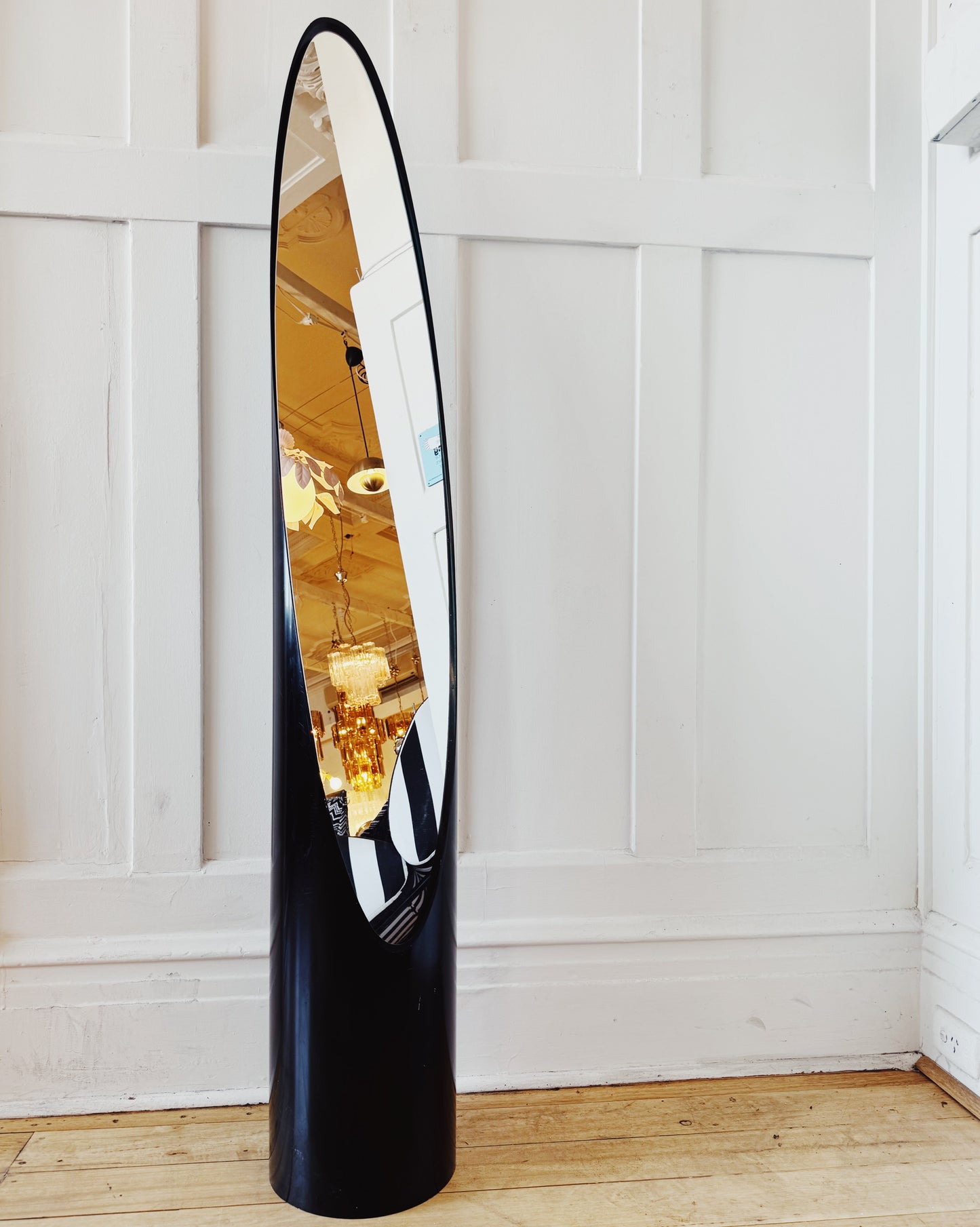 VINTAGE / Nero Lipstick Mirror