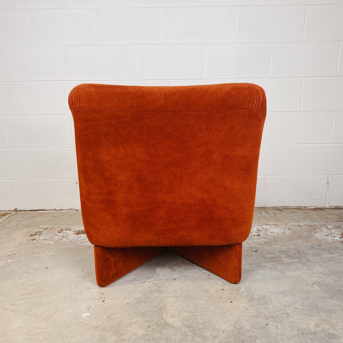 FANTASY #176 / Cross Base 70's Sofa Chair - Rust
