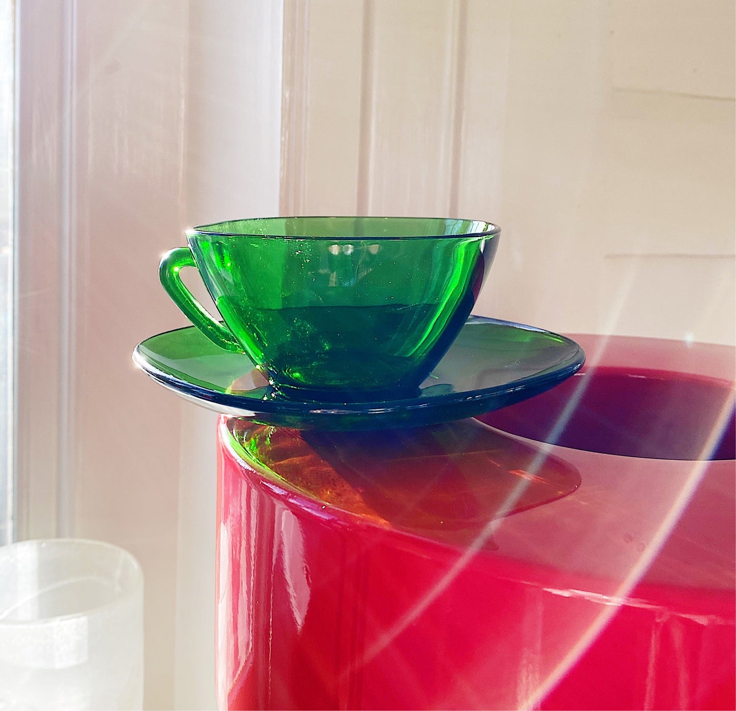 VERECO / Vintage French Cups/Saucers