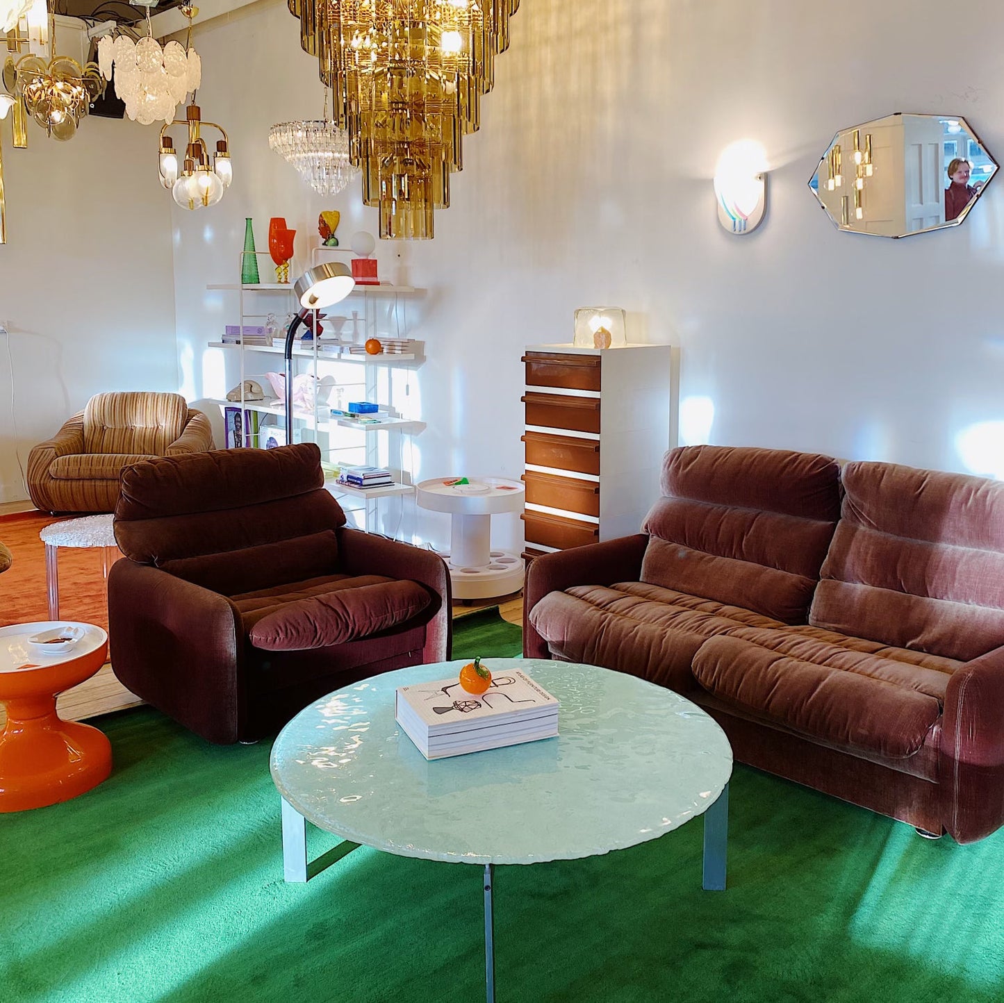 FANTASY #327 / Tessa T7 1970’s Chocolate Sofa by Fred Lowen