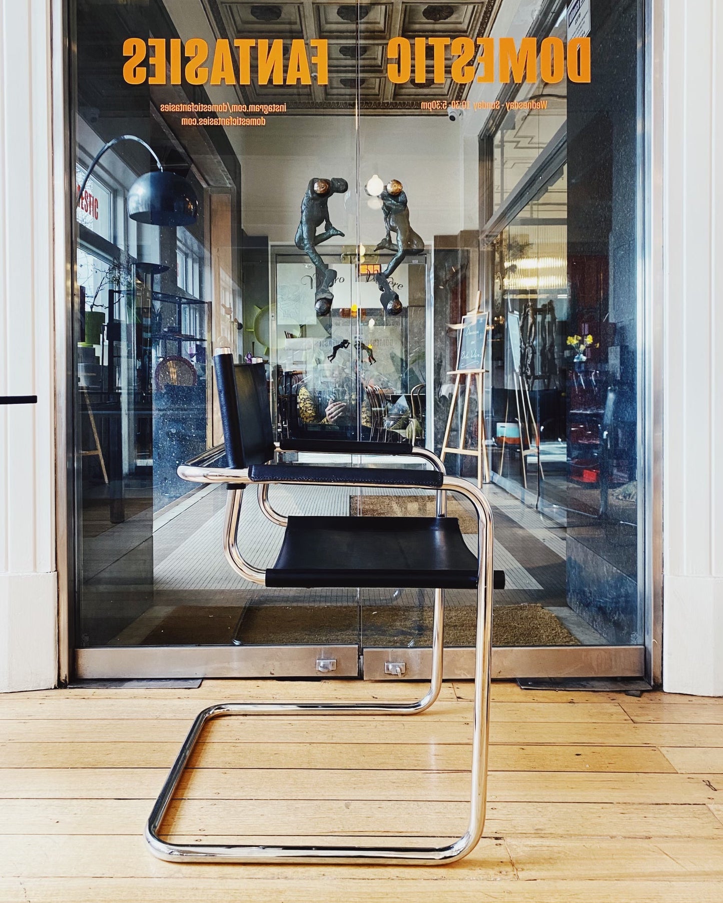 FANTASY #330/ Bauhaus Chrome + Cantilever Dining Setting