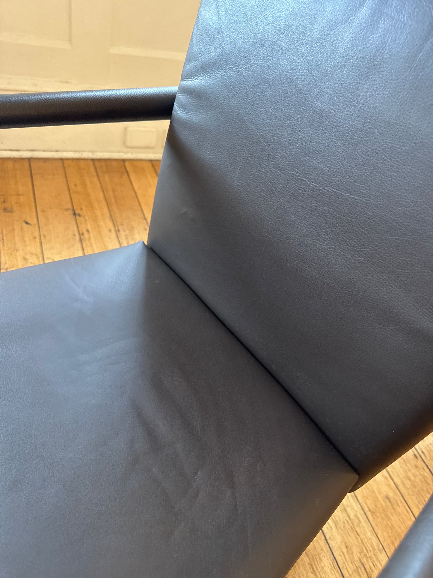 VITRA TAKEOVER / VSO Visasoft by Antonio Citterio & Glen Oliver Löw - Leather Black