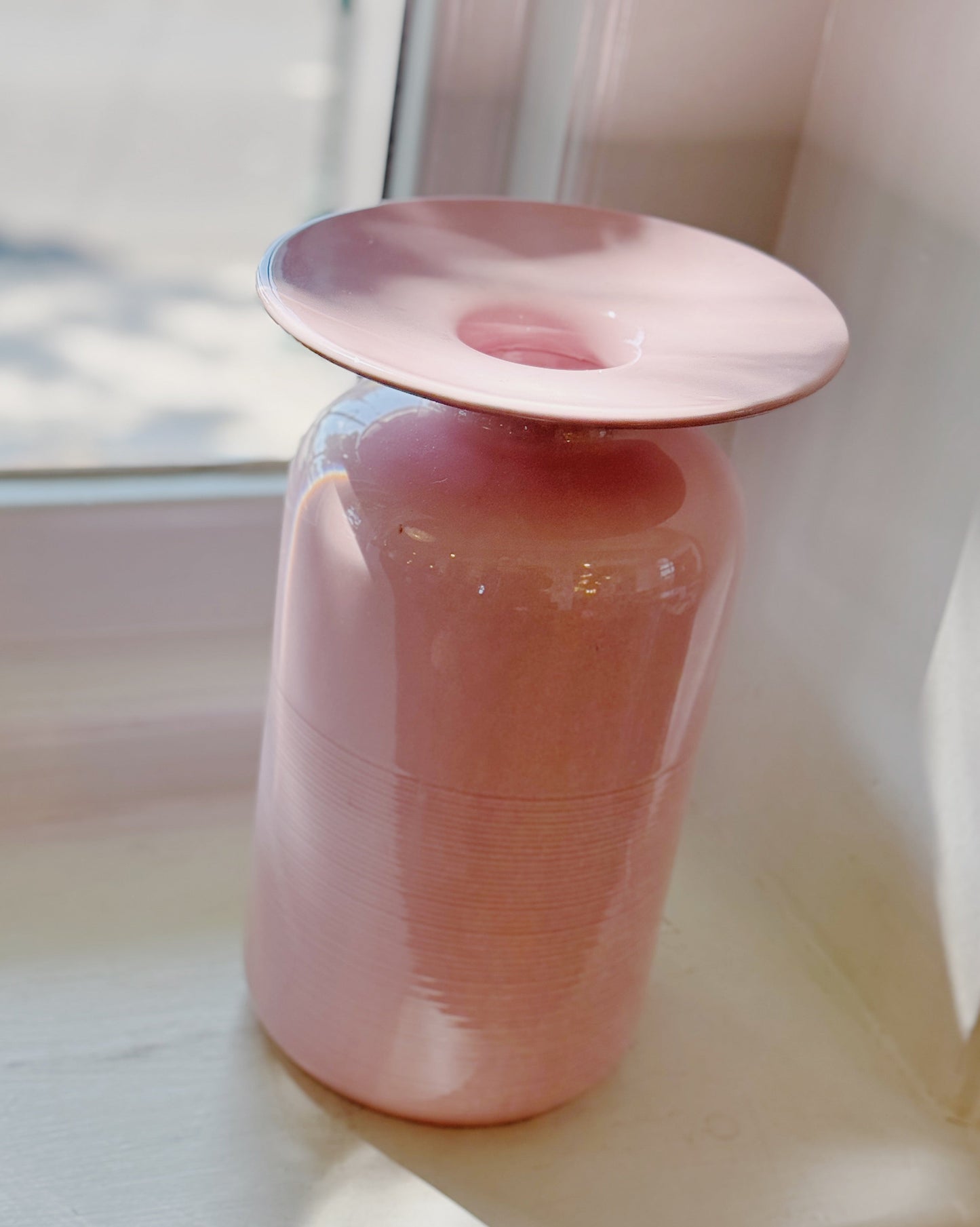 VINTAGE / Ceramic Post Modern Vase - Pastel Pink