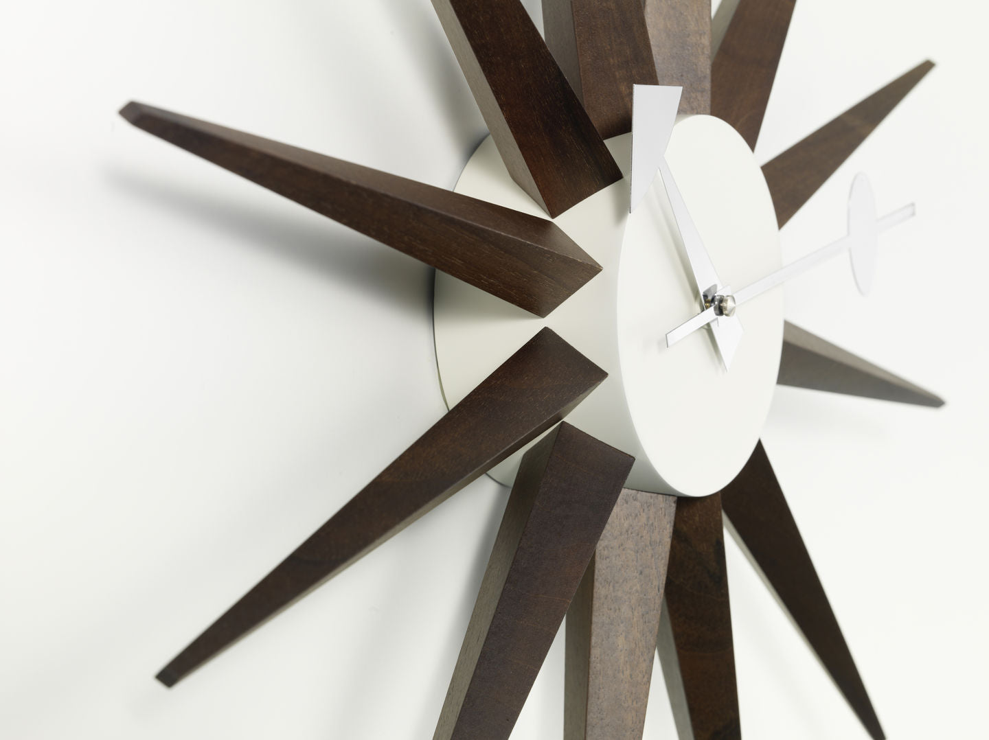 VITRA / Sunburst Clock by George Nelson - Walnut