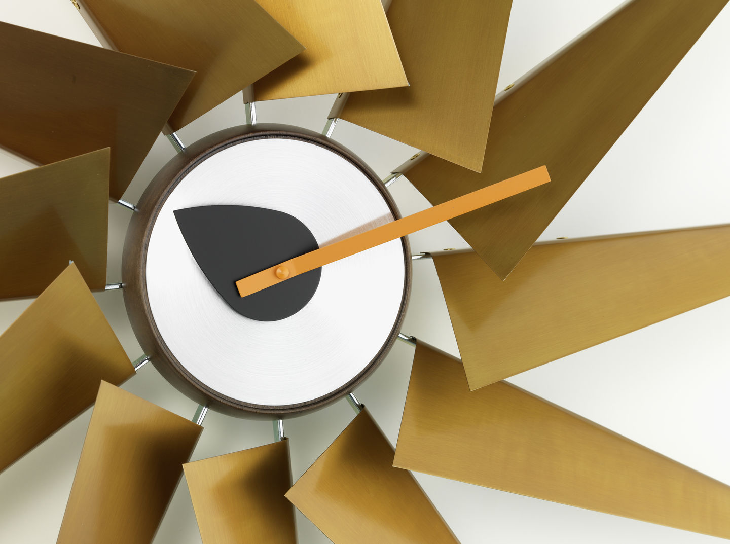 VITRA / Turbine Clock by George Nelson