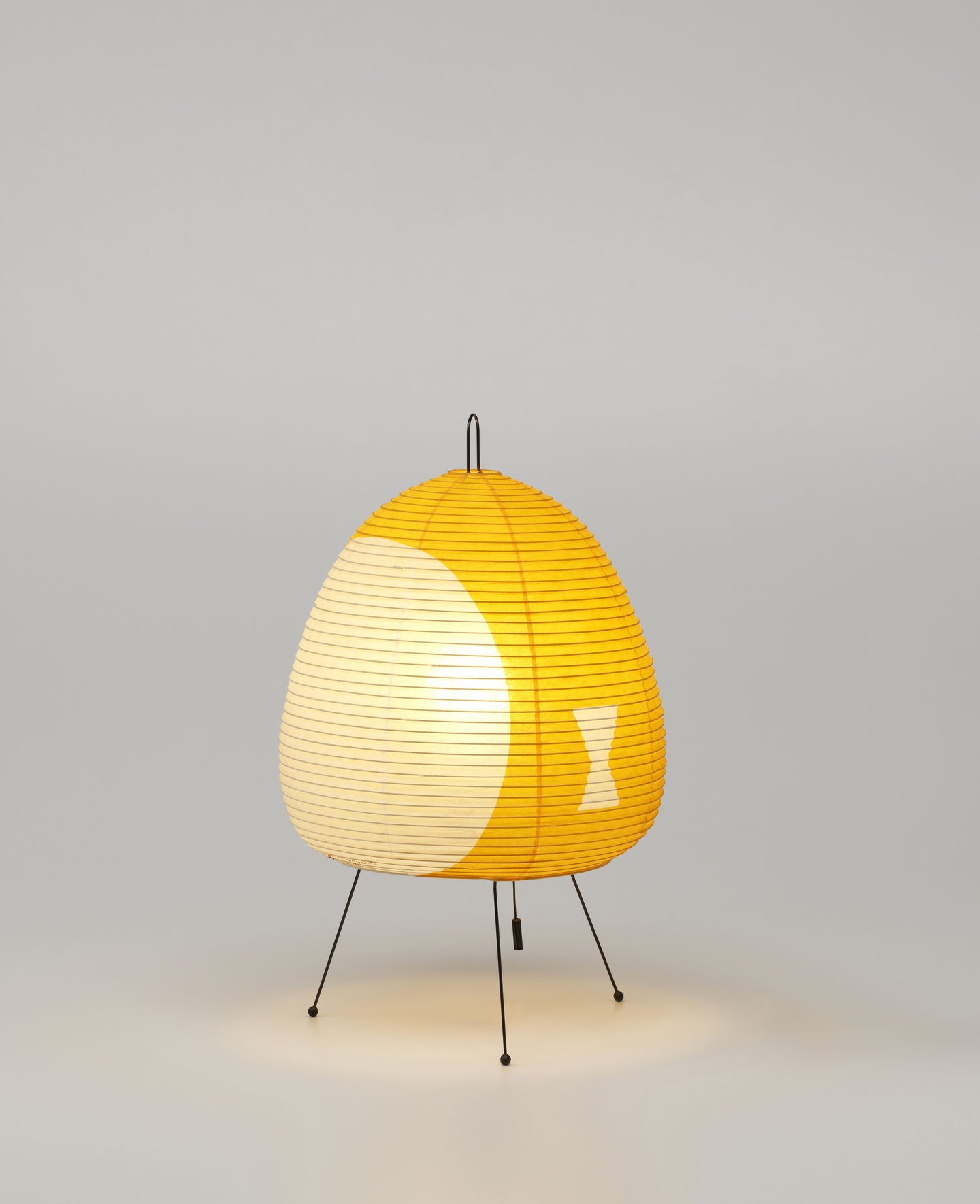 AKARI / 1AY Table Light by Isamu Noguchi