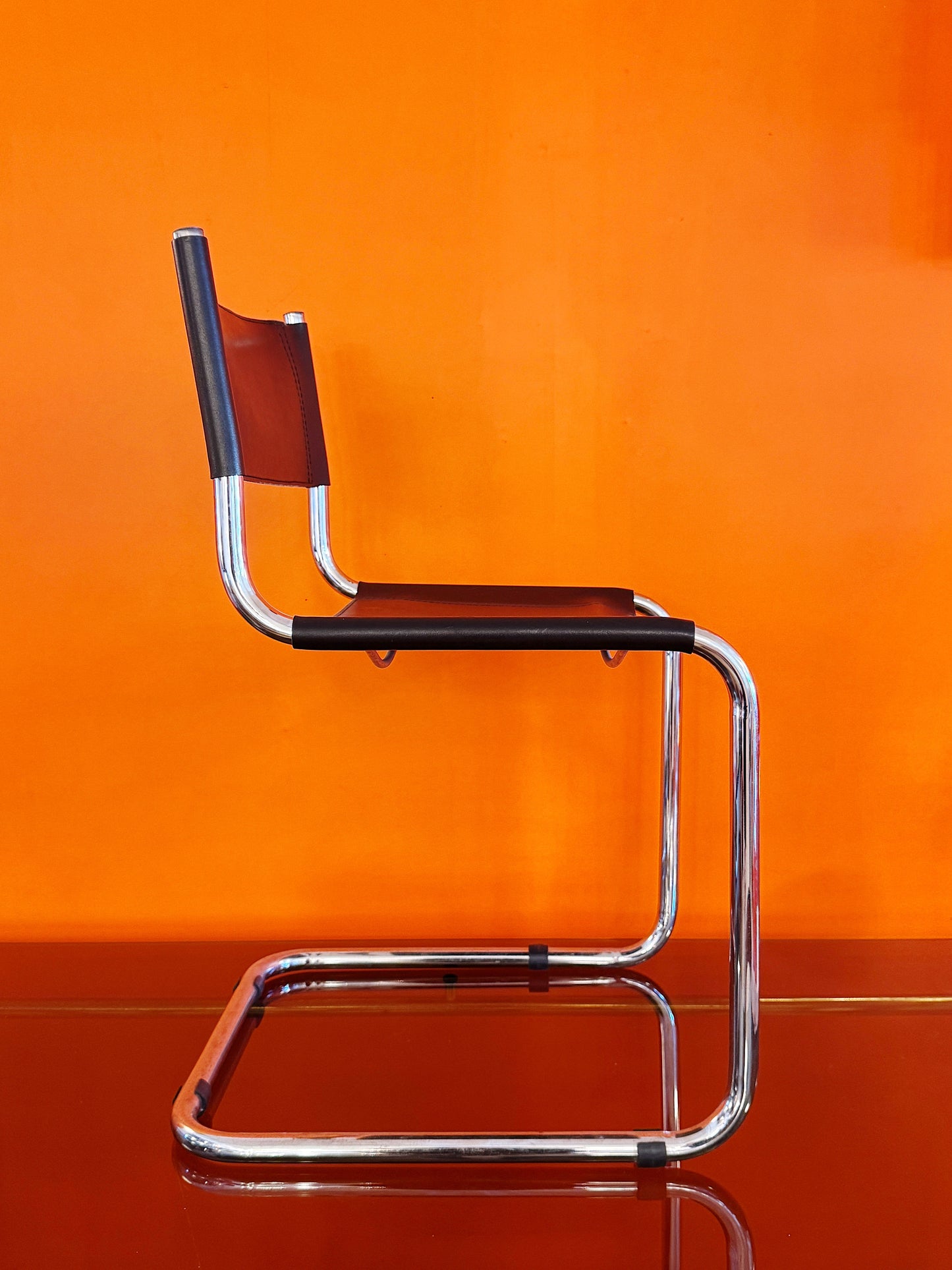 BAUHAUS / Vintage Chrome Cantilever Chairs - Set of 4