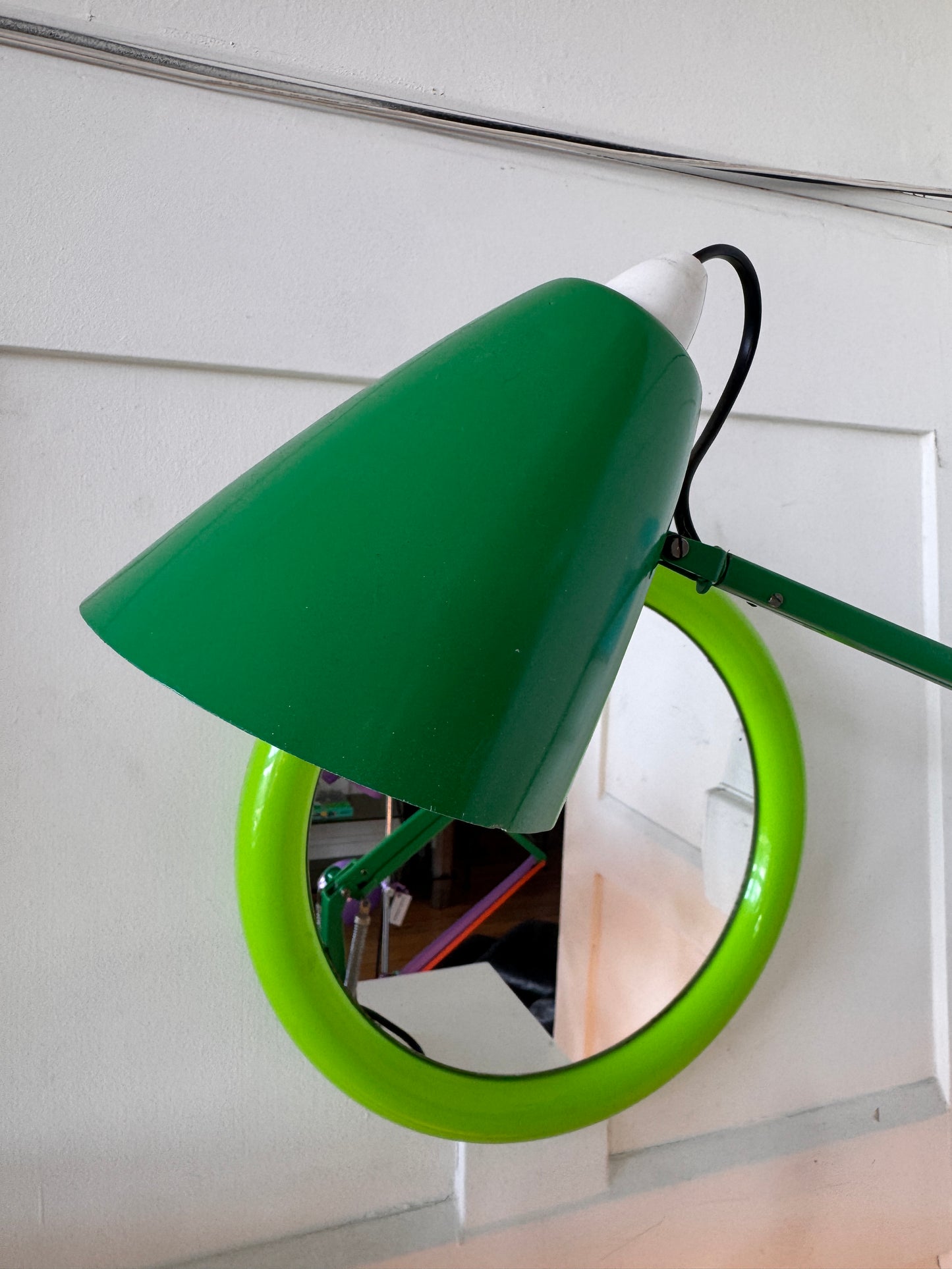 PLANET / Studio K Desk Lamp - Jungle Green