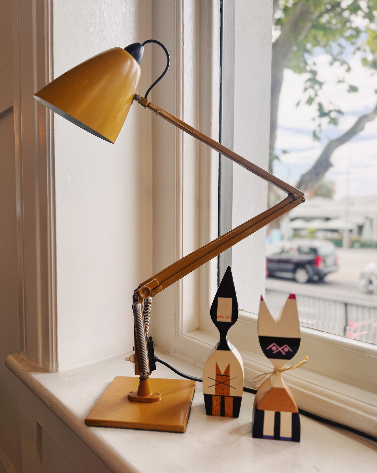 PLANET / Studio K Desk Lamp - Dijon