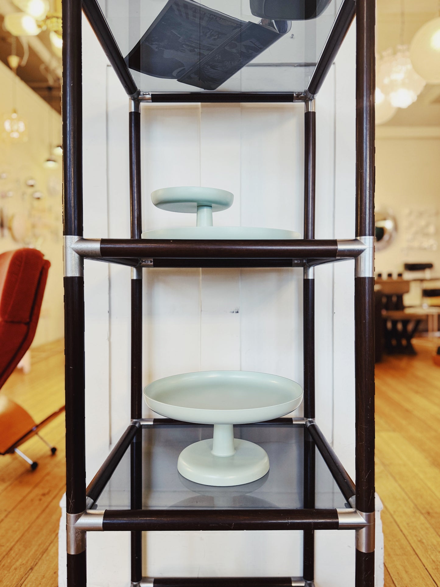 CARAVELLE / Cubed Shelving Wood w/Silver Corners + Smoky Grey Glass