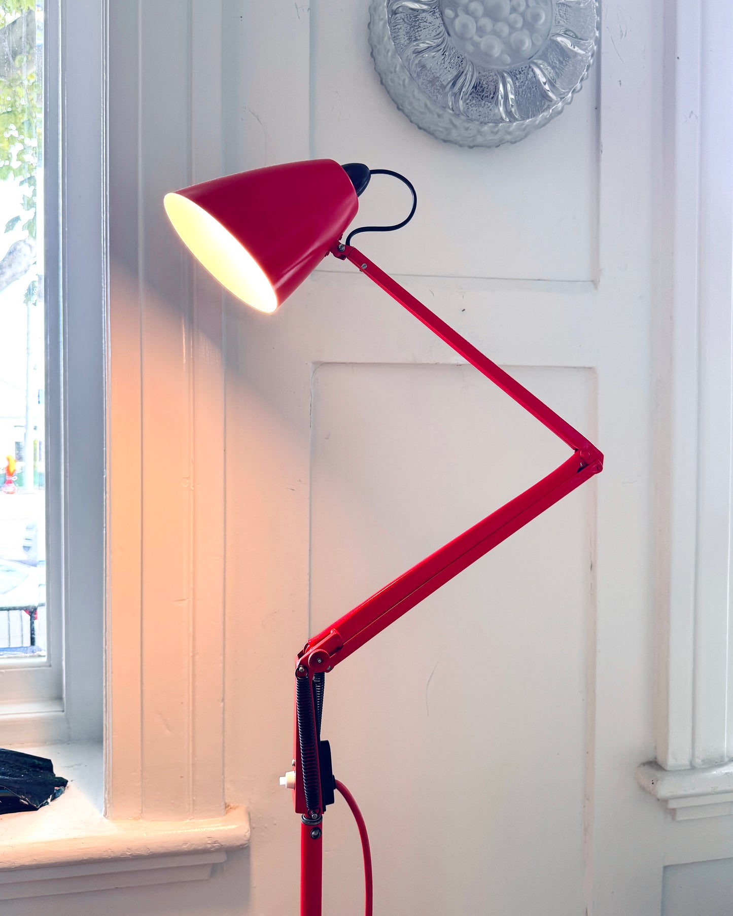 VINTAGE / Planet Aust. Studio K Floor Lamp - Blood Orange