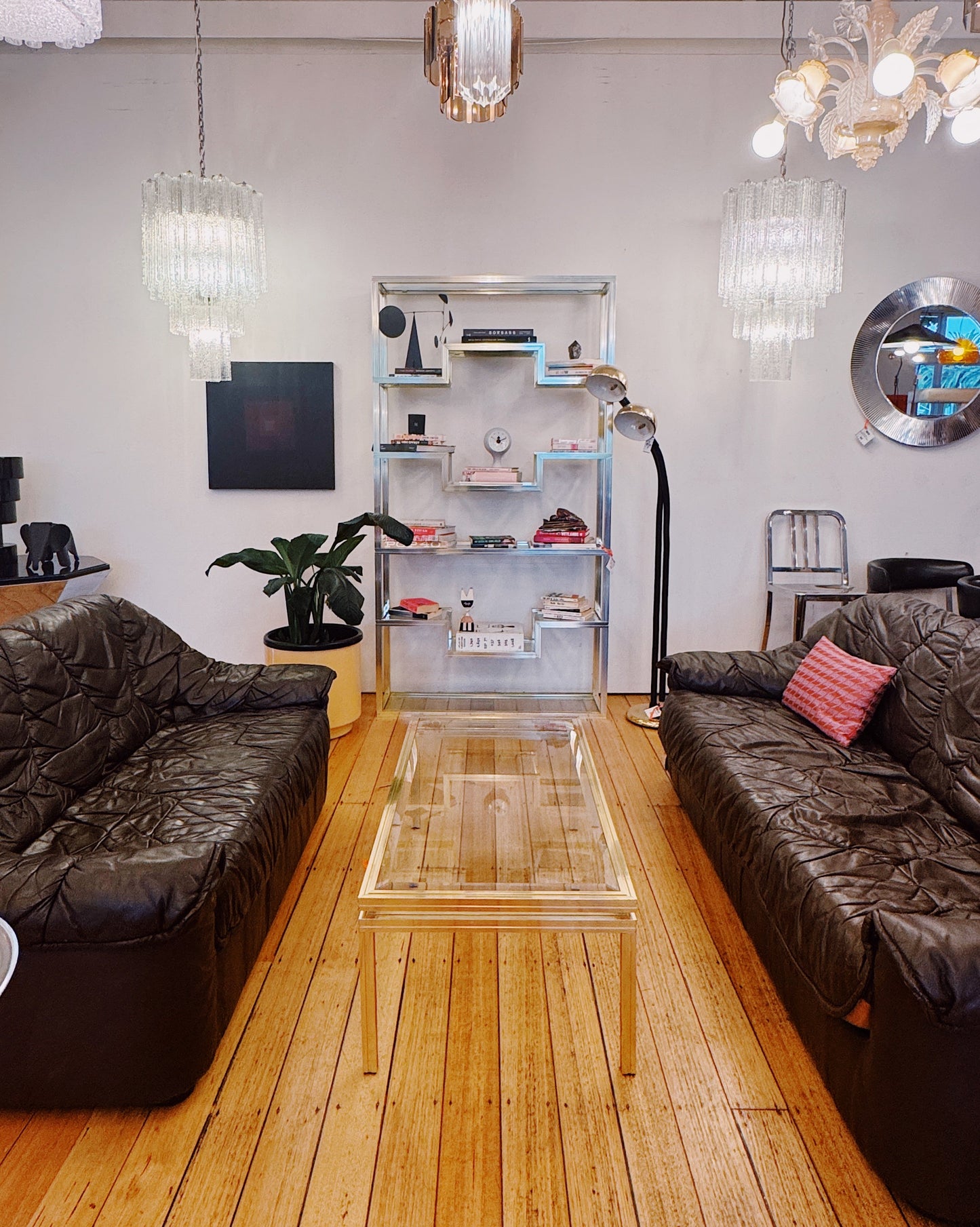 VINTAGE / Two & Three Seater Leather Sofas