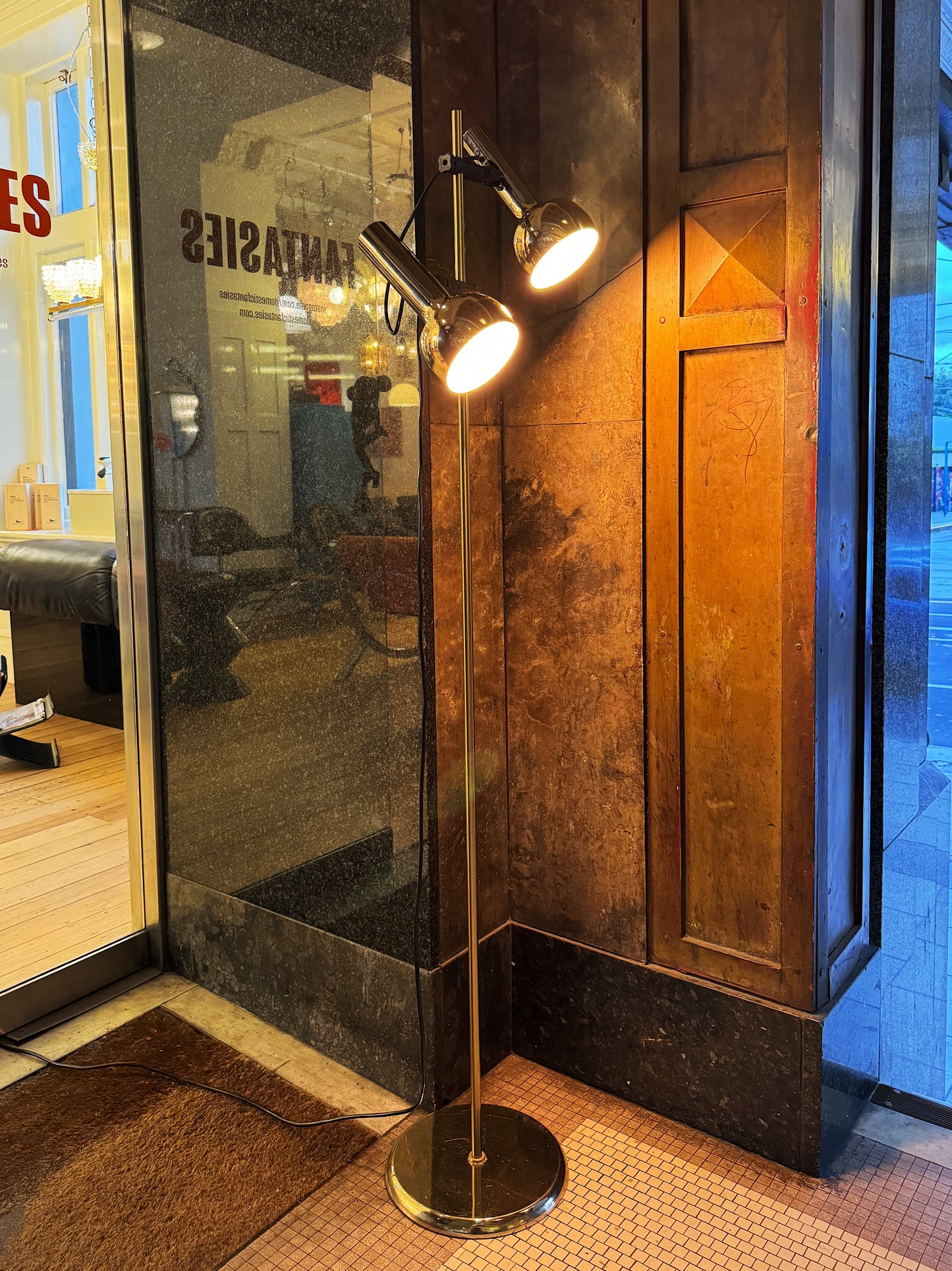 OSLO AUSTRALIA / Dual Head Floor Lamp - Gold