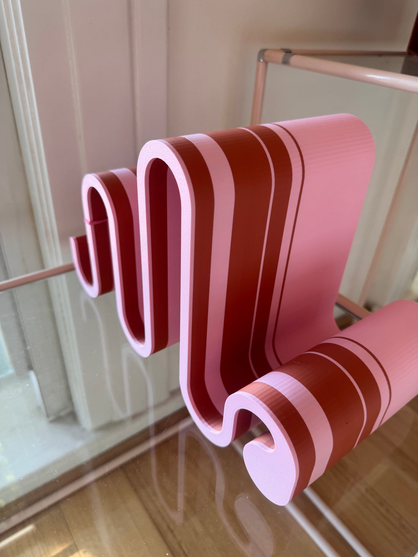 PRIMARY RESIDENCE / Apostrophus Bookstand Large - Pink & Rust