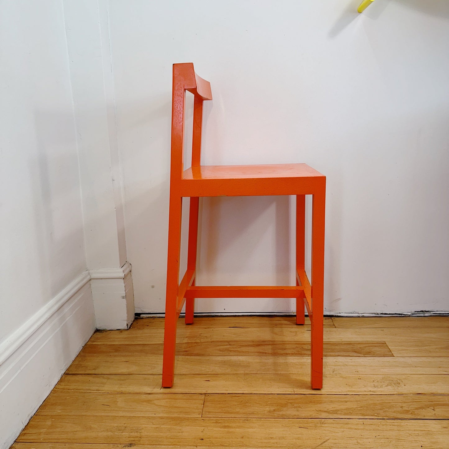 SCHIAVELLO / XL Wood Stools - PINK