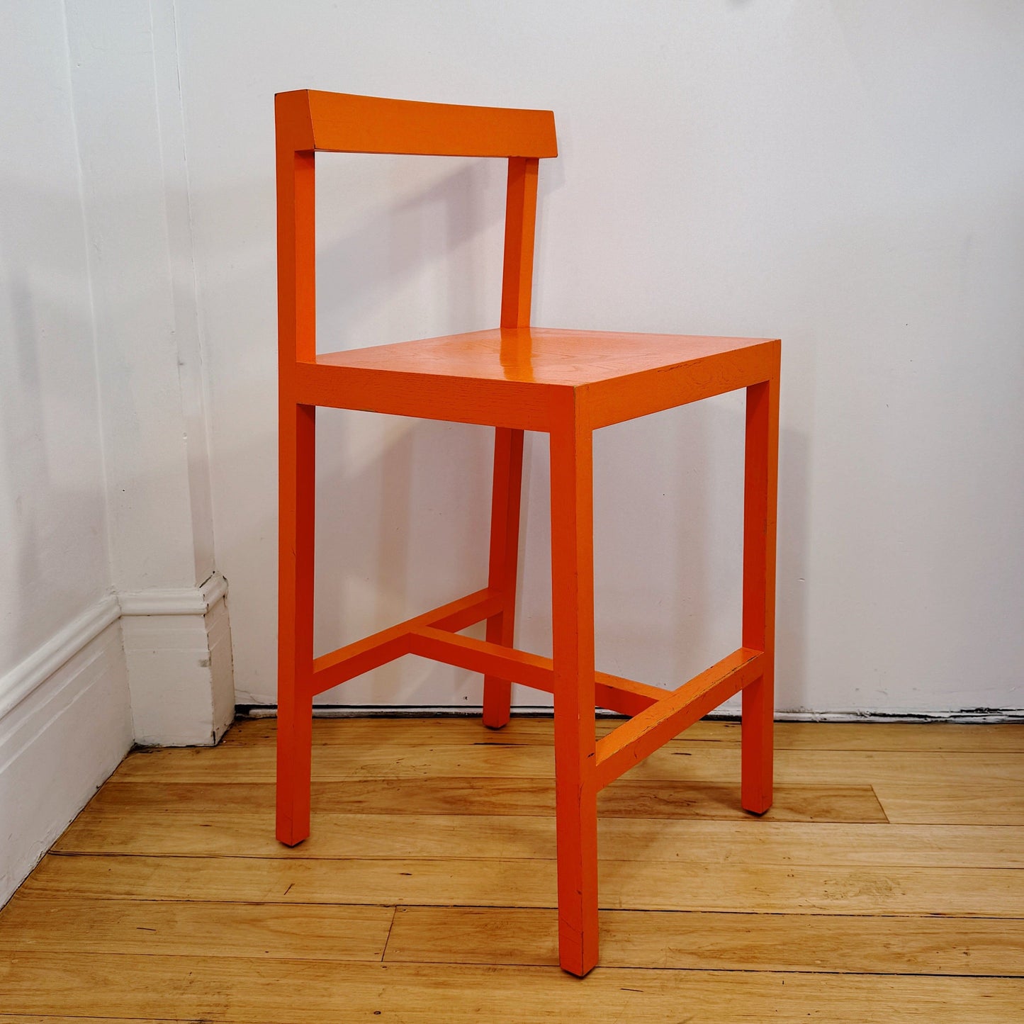 SCHIAVELLO / XL Wood Stools - PINK