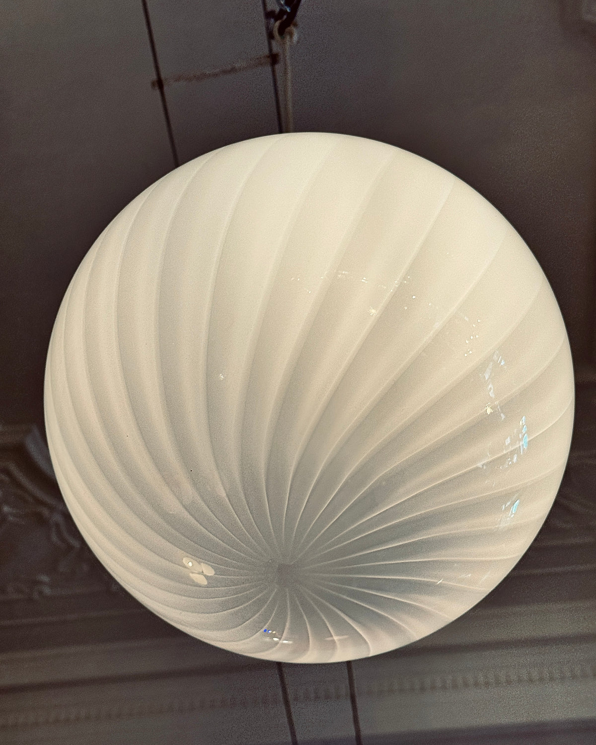 VINTAGE / Venetian Swirled Glass Pendant Light