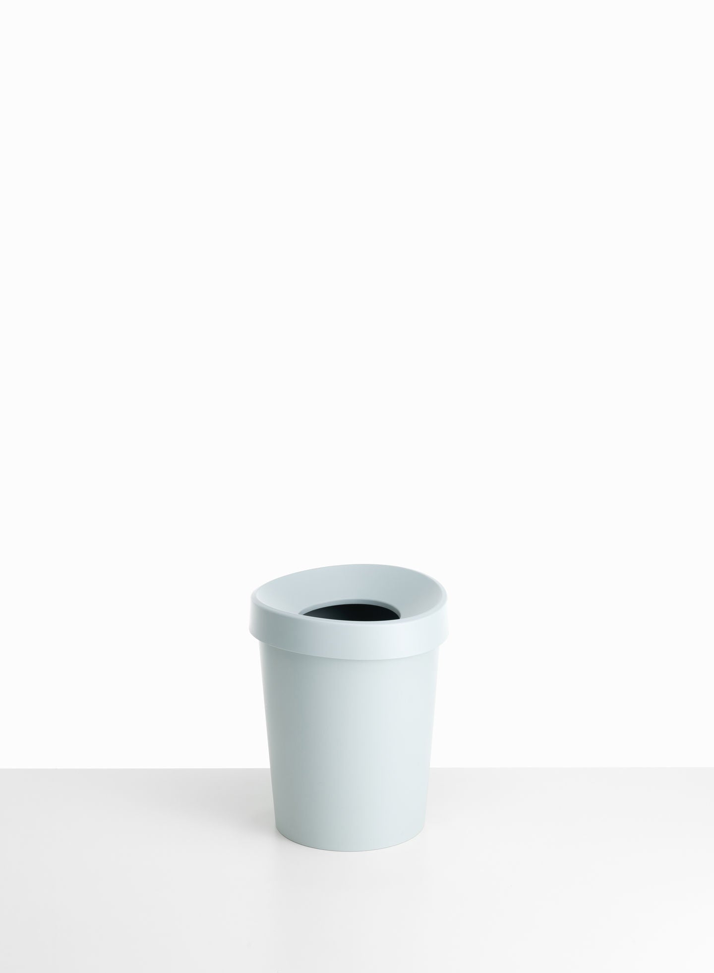 VITRA / Happy Bin by Michel Charlot