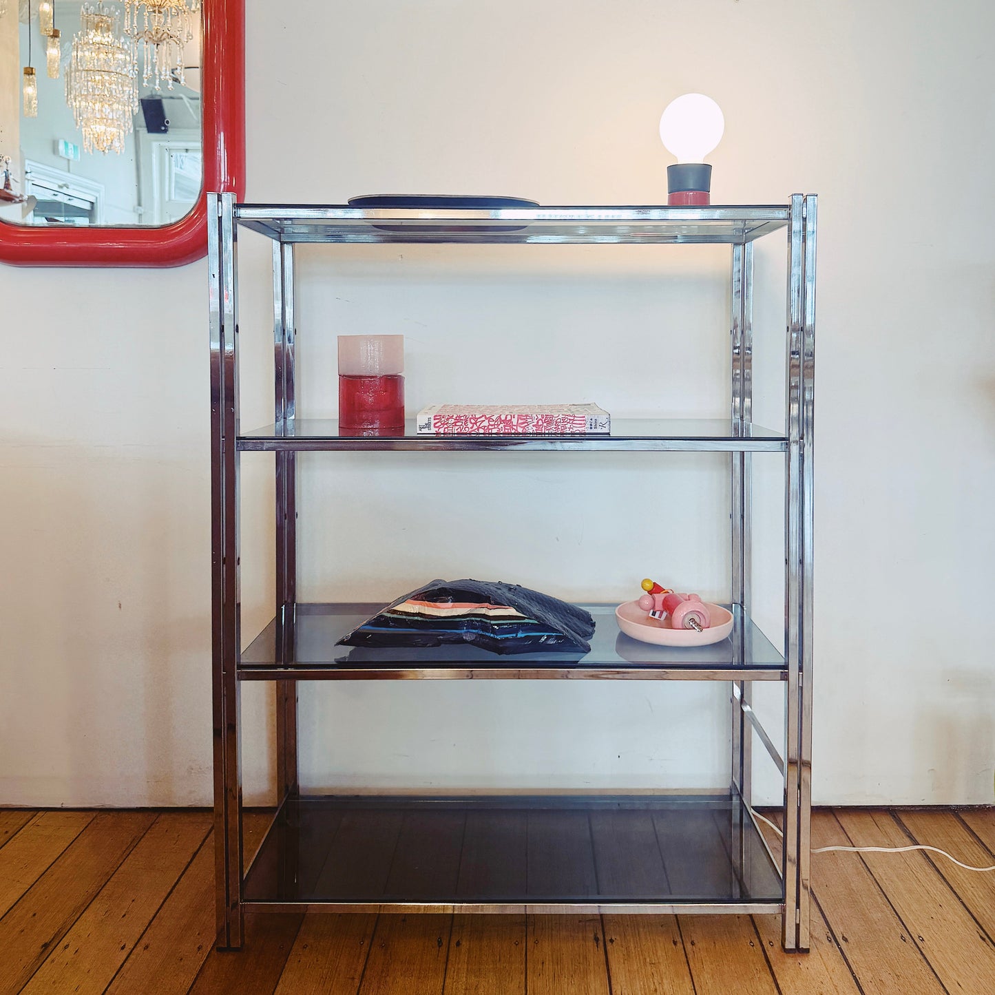 VINTAGE / 4- TIER CHROME SHELVING