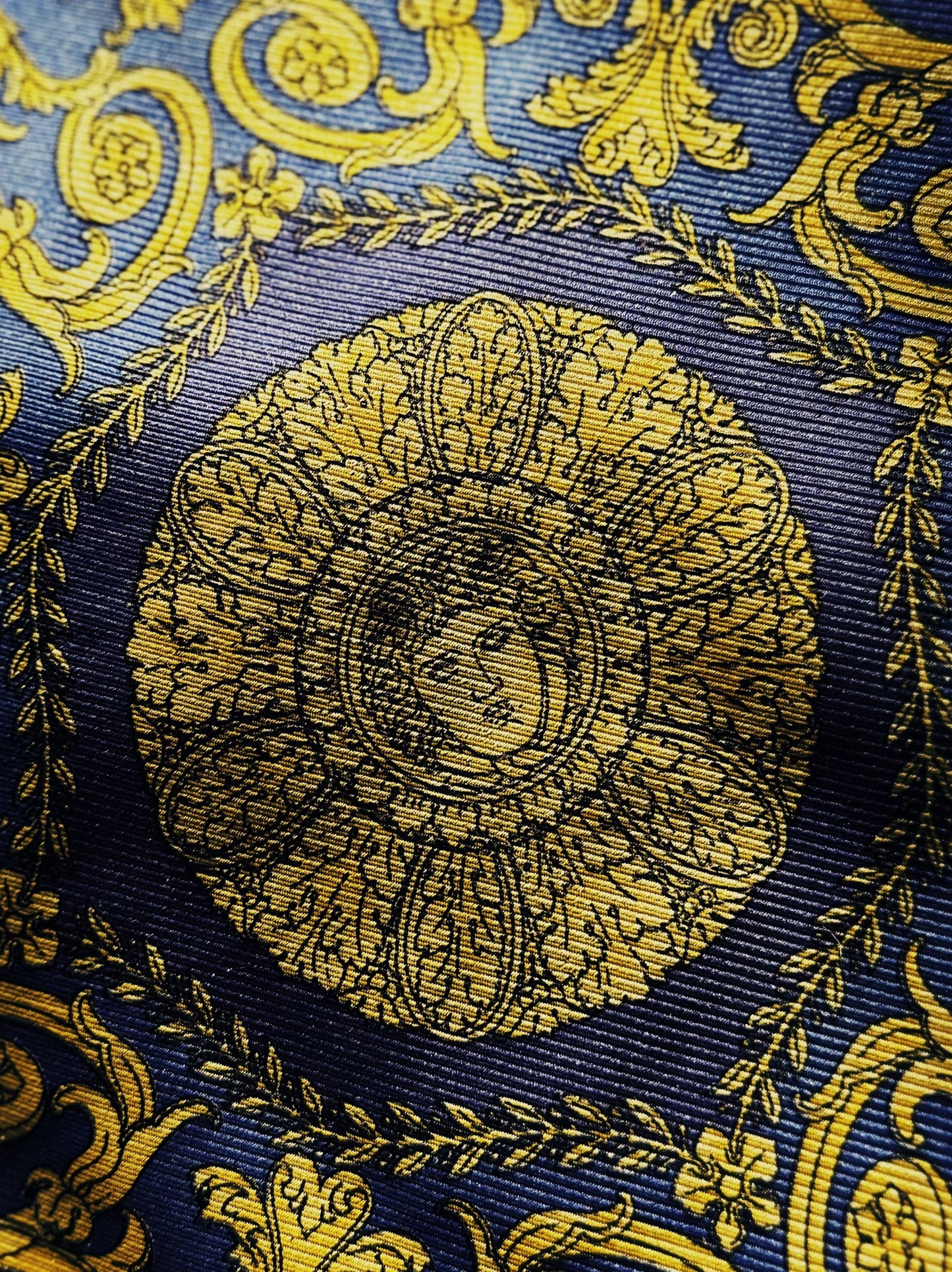 VERSACE / I ♡ Baroque Silk Floral Medusa Cushions