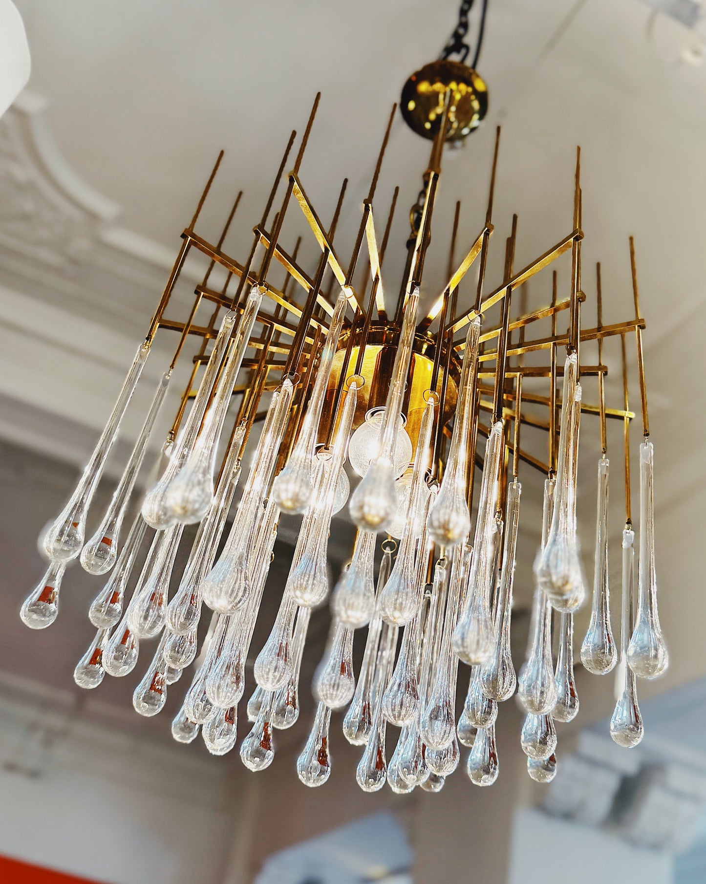 SCIOLARI STYLE / Italian Raindrop Chandelier