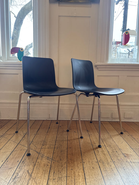 VITRA TAKEOVER / Hal Chair by Jasper Morrison, 2010/2014 - Basic Dark