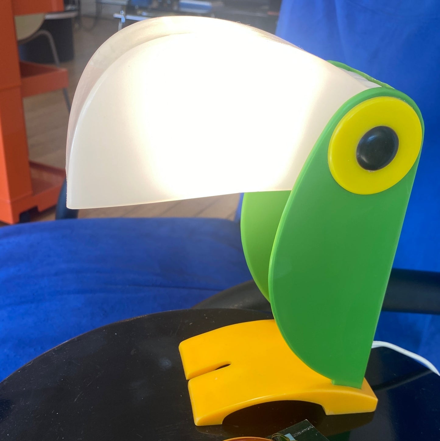 ENEA FERRARI / Vintage Green & Yellow Toucan Lamp