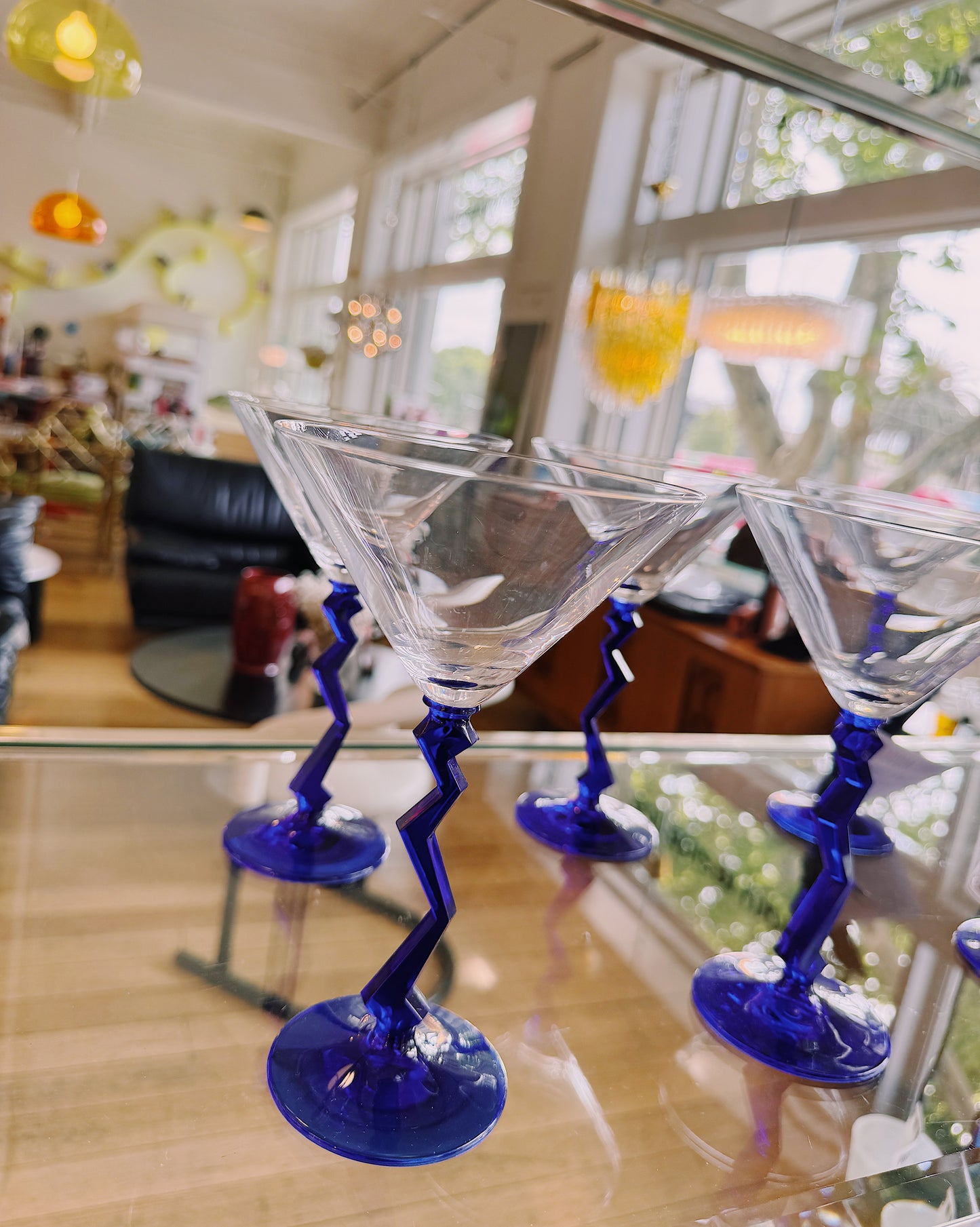 POST MODERN / Vintage 1980s Zig Zag Martini Glasses