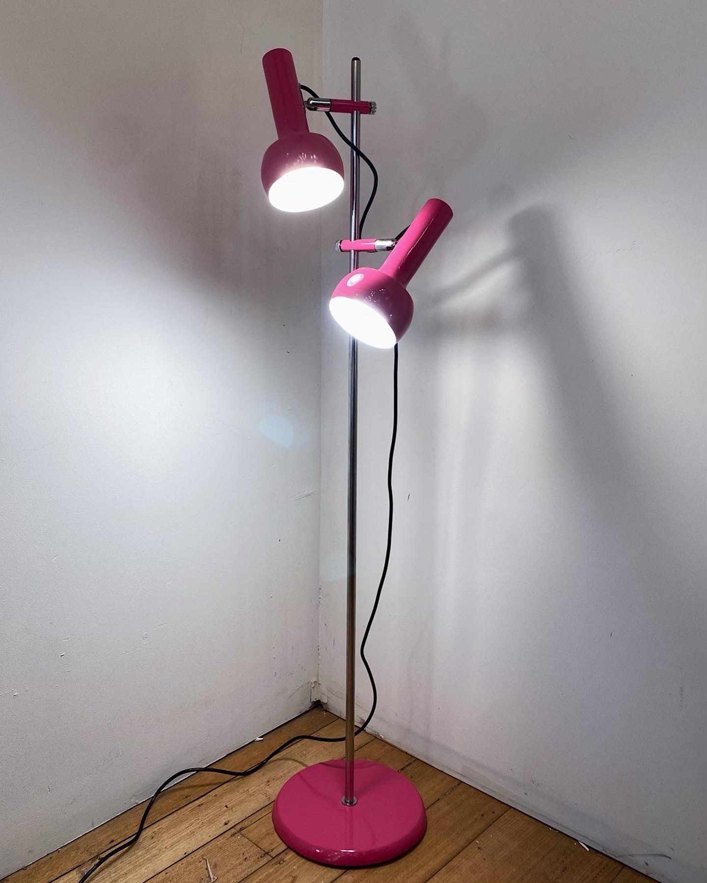 OSLO AUSTRALIA / Dual Head Floor Lamp - Pink