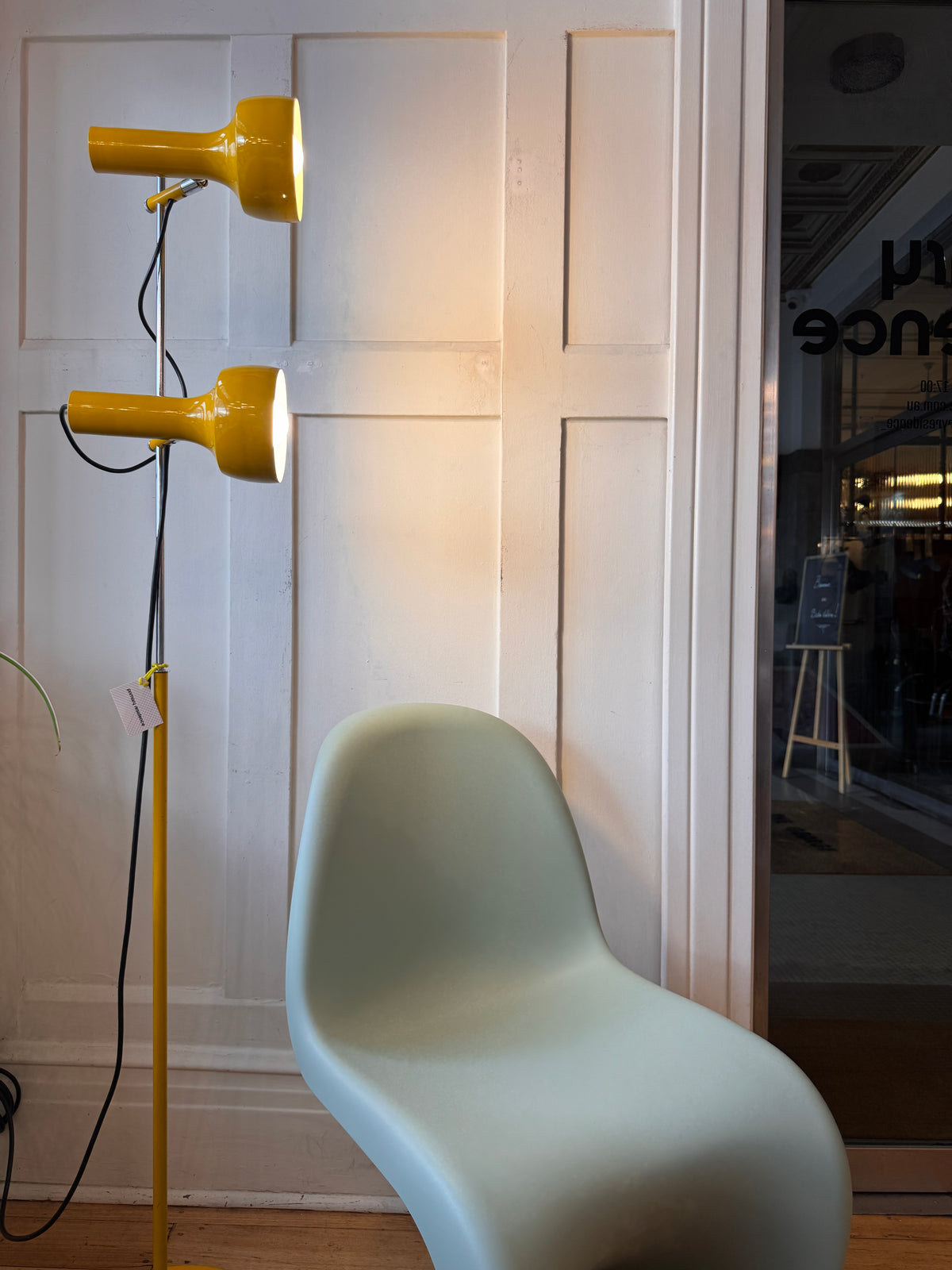 VINTAGE / Oslo Aust. / Dual Head Floor Lamp - Yellow