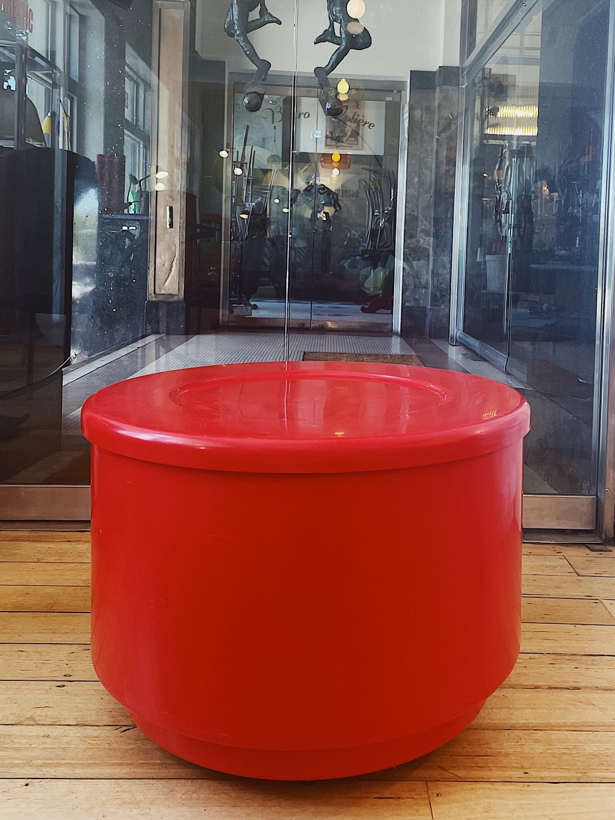 KARTELL / Vintage Storage Table in Apple Red by Giotto Stoppino