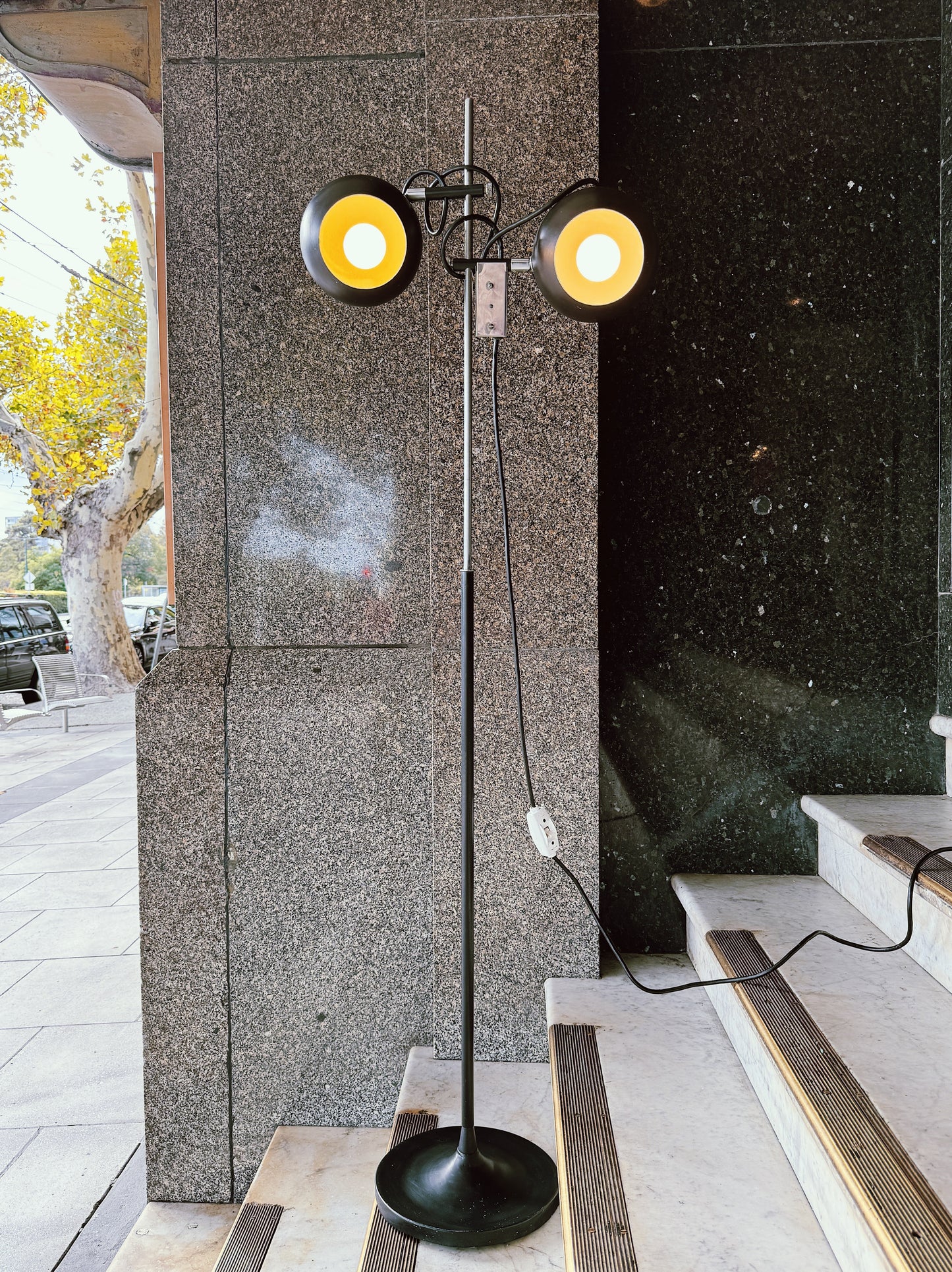 VINTAGE / Space Age Eyeball Floor Lamp