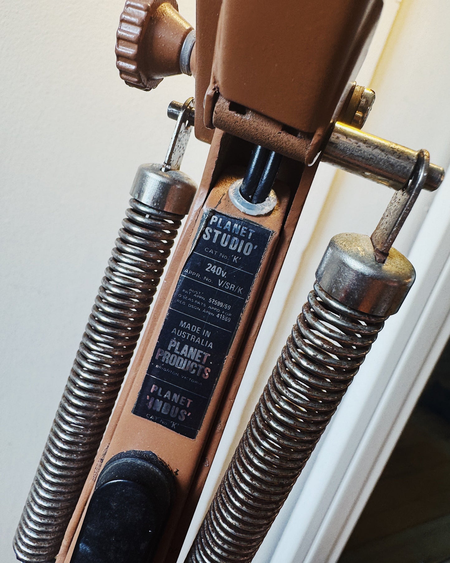 PLANET / Studio K Floor Lamp - Coffee