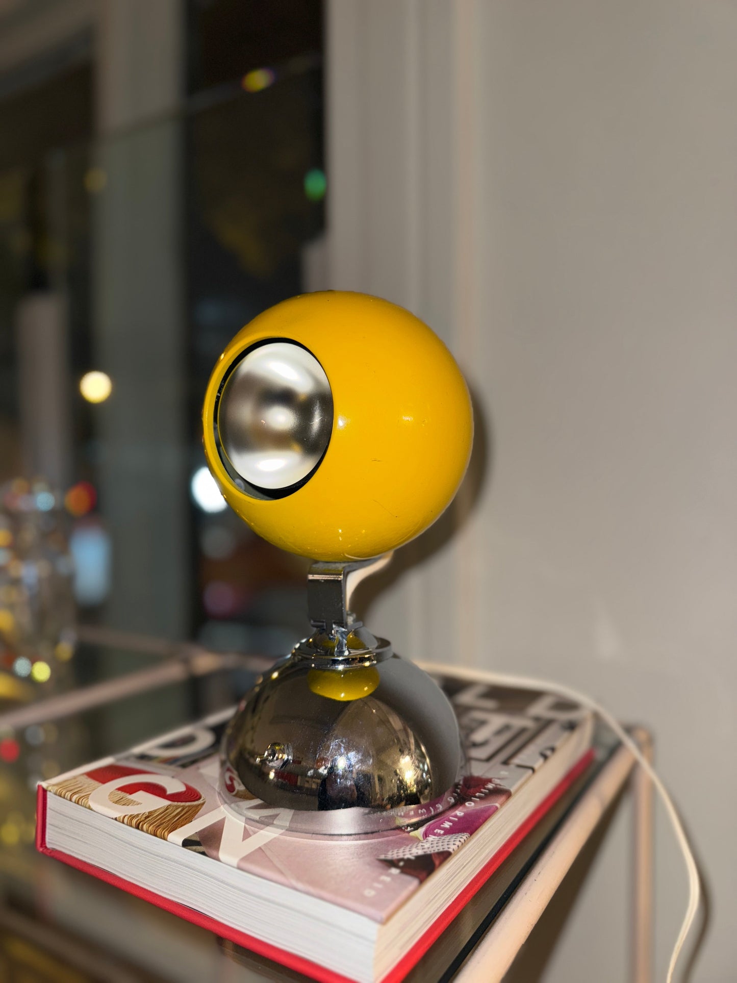 SPACE AGE / 1960s Eyeball Lamp