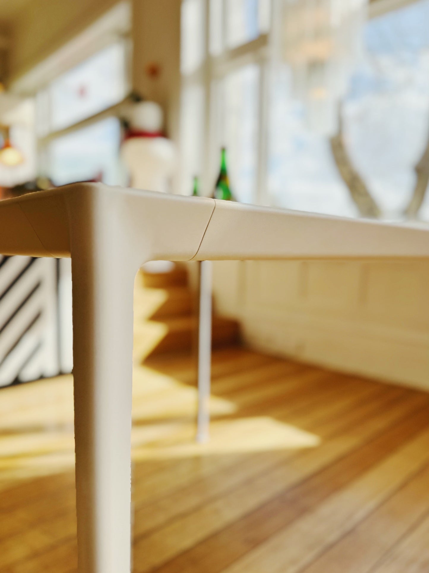B&B ITALIA / Mirto Dining Table - White