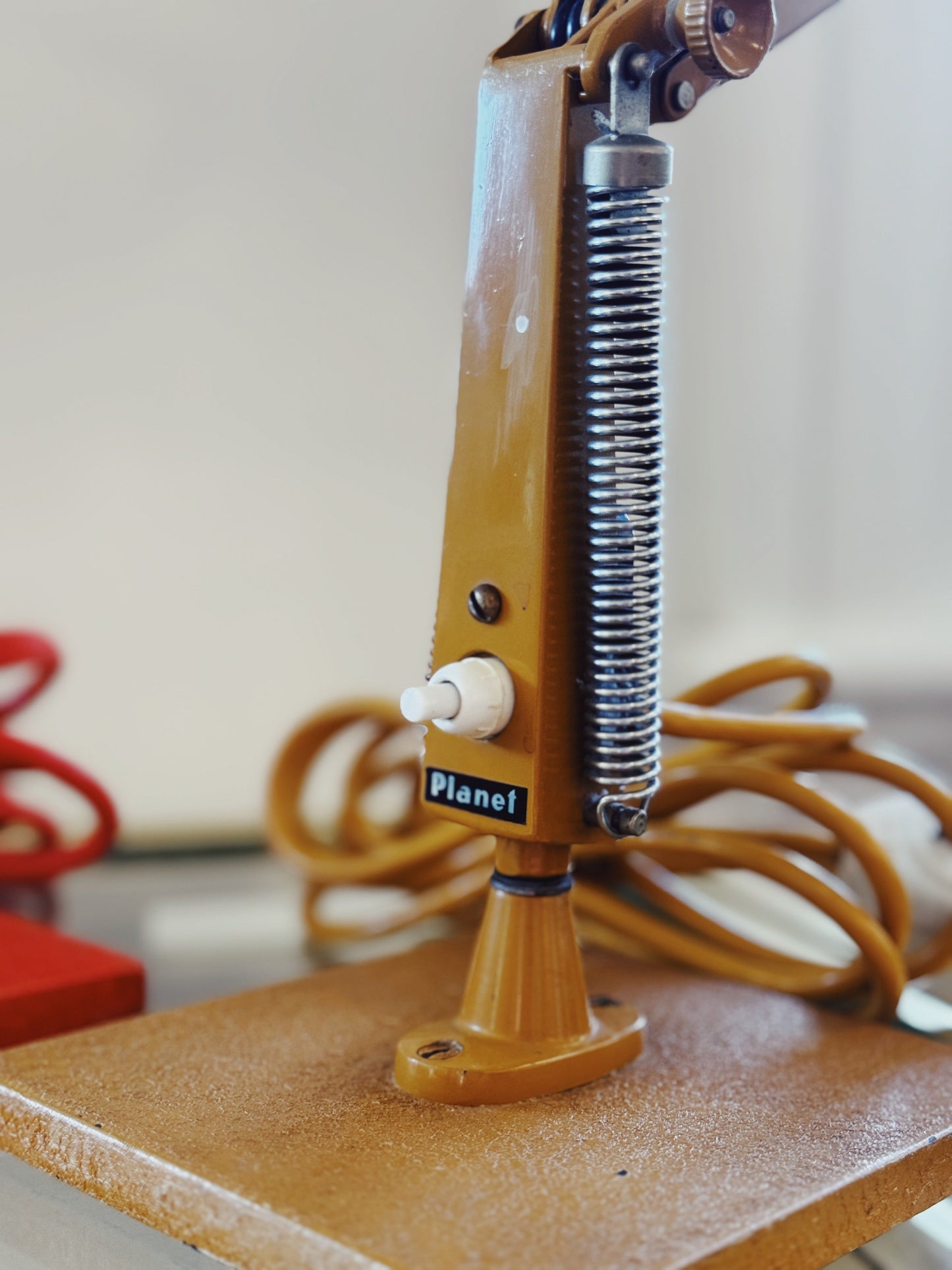 PLANET / Studio K Desk Lamp - Brioche