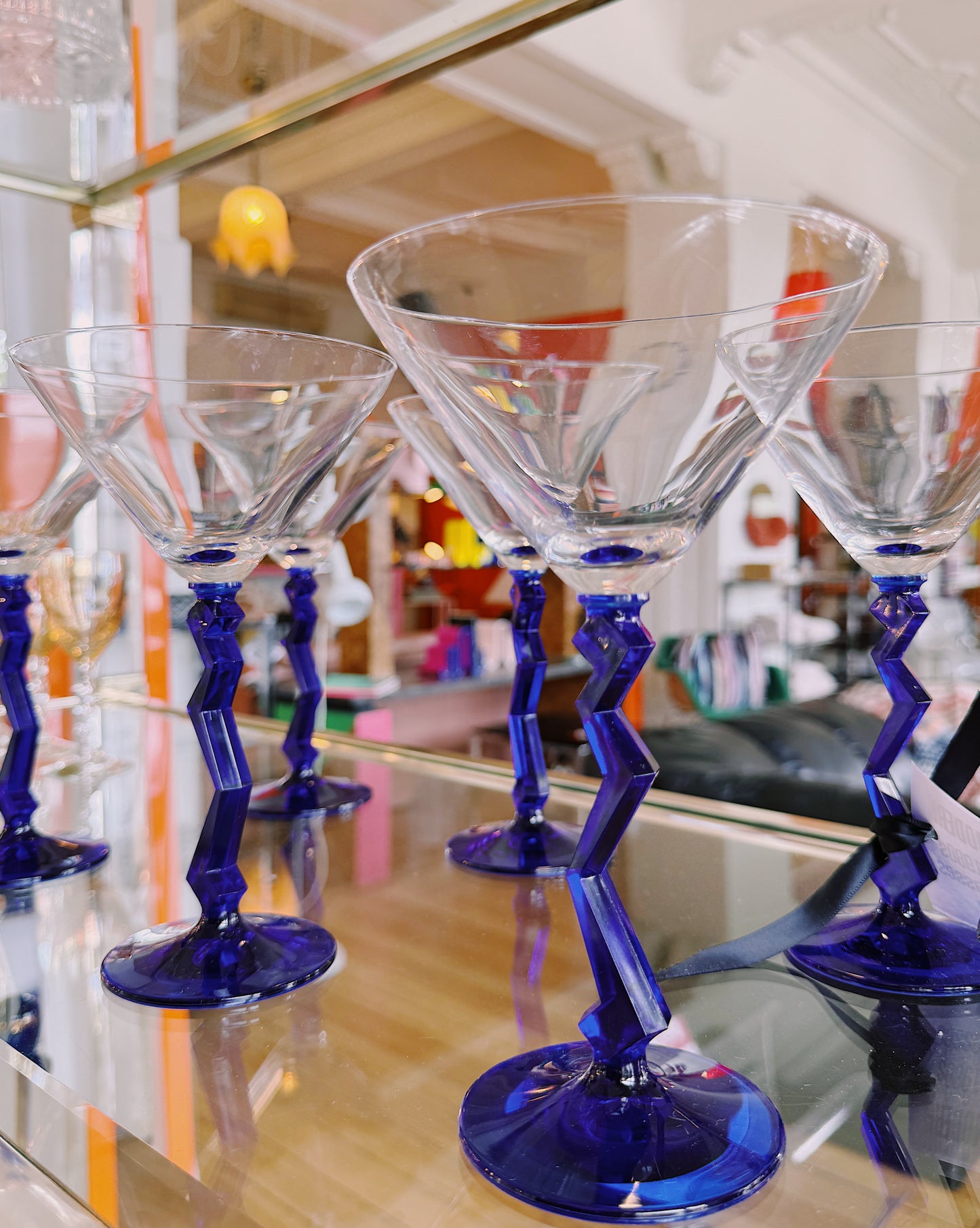 POST MODERN / Vintage 1980s Zig Zag Martini Glasses