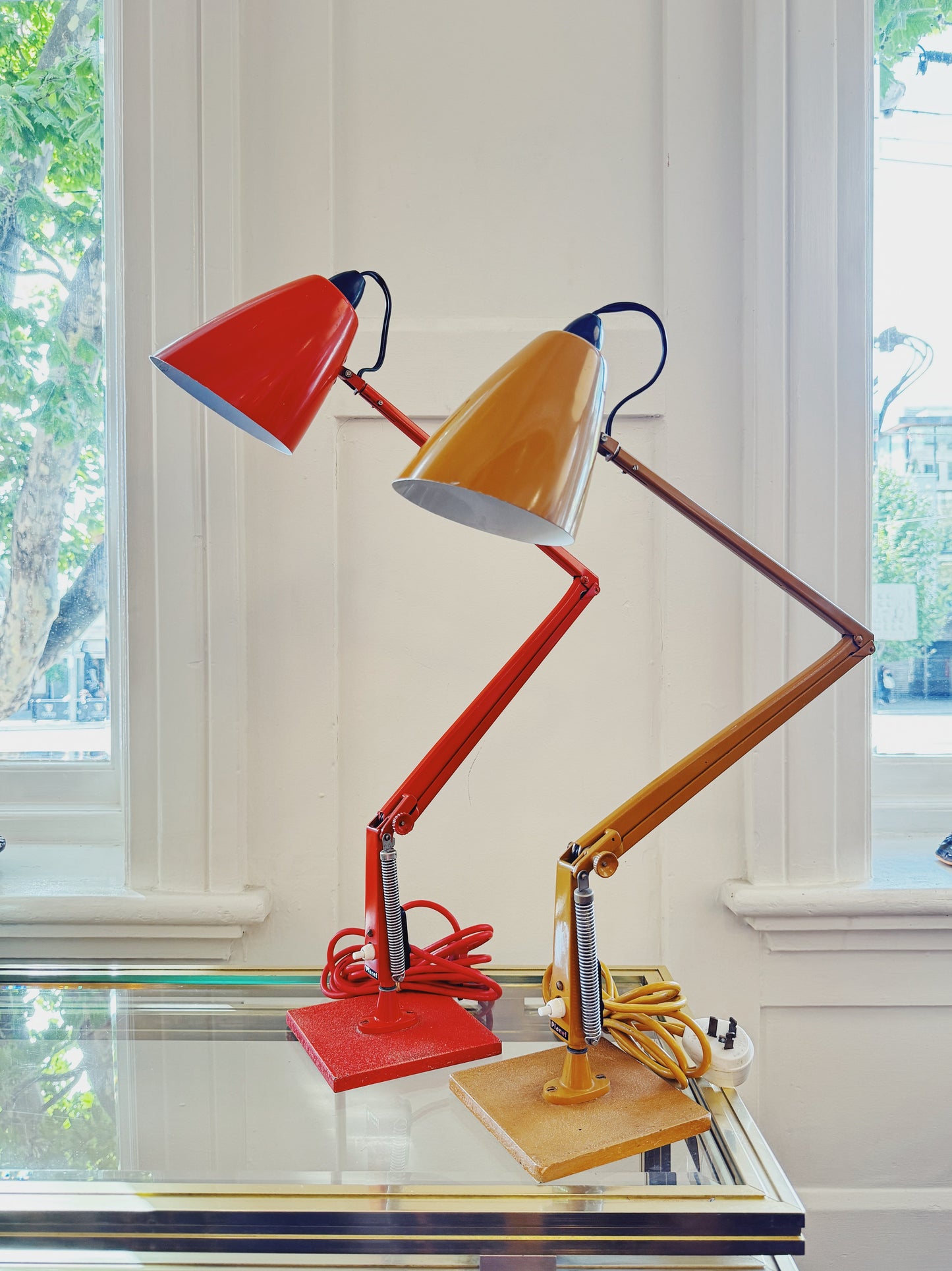 PLANET / Studio K Desk Lamp - Brioche