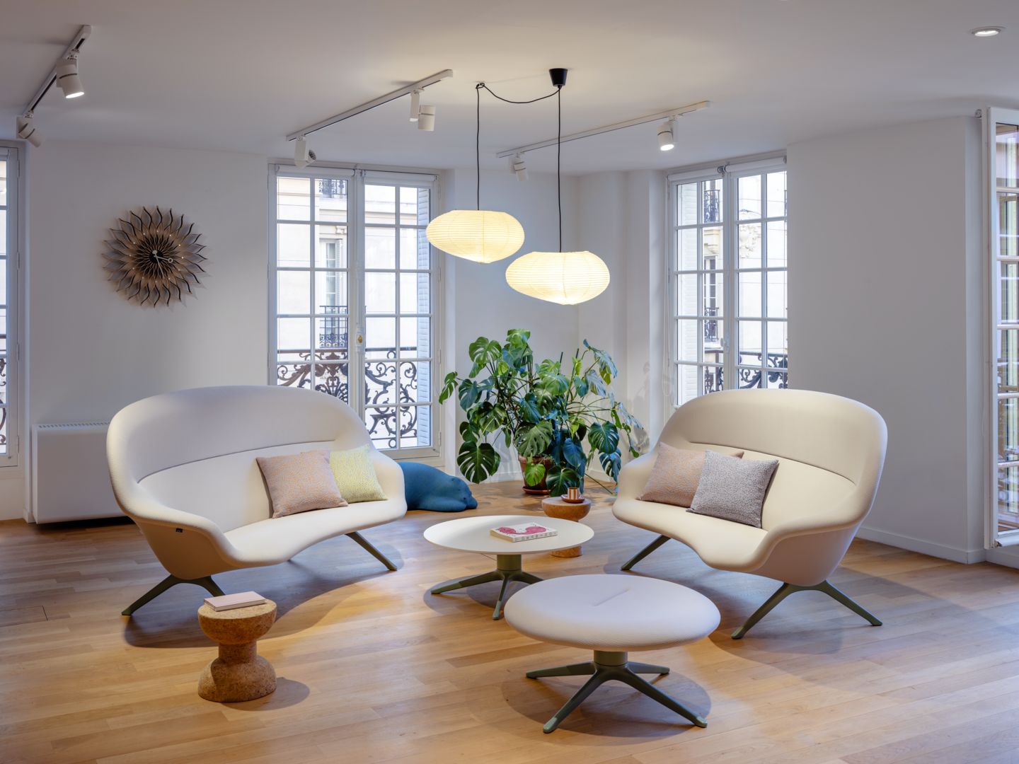 VITRA / Sunflower Clock by George Nelson - Black Birch