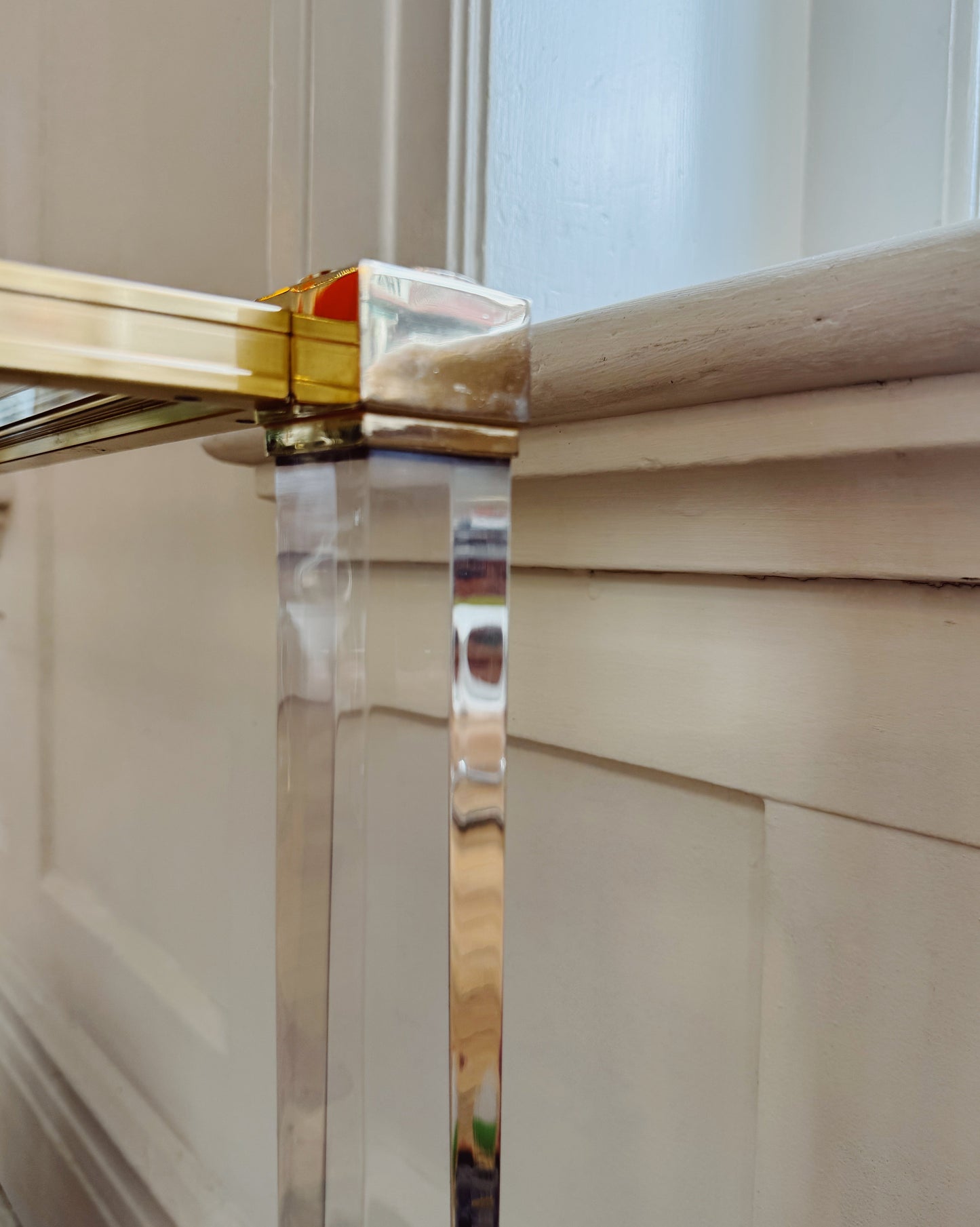 PIERRE VANDEL / Lucite Console