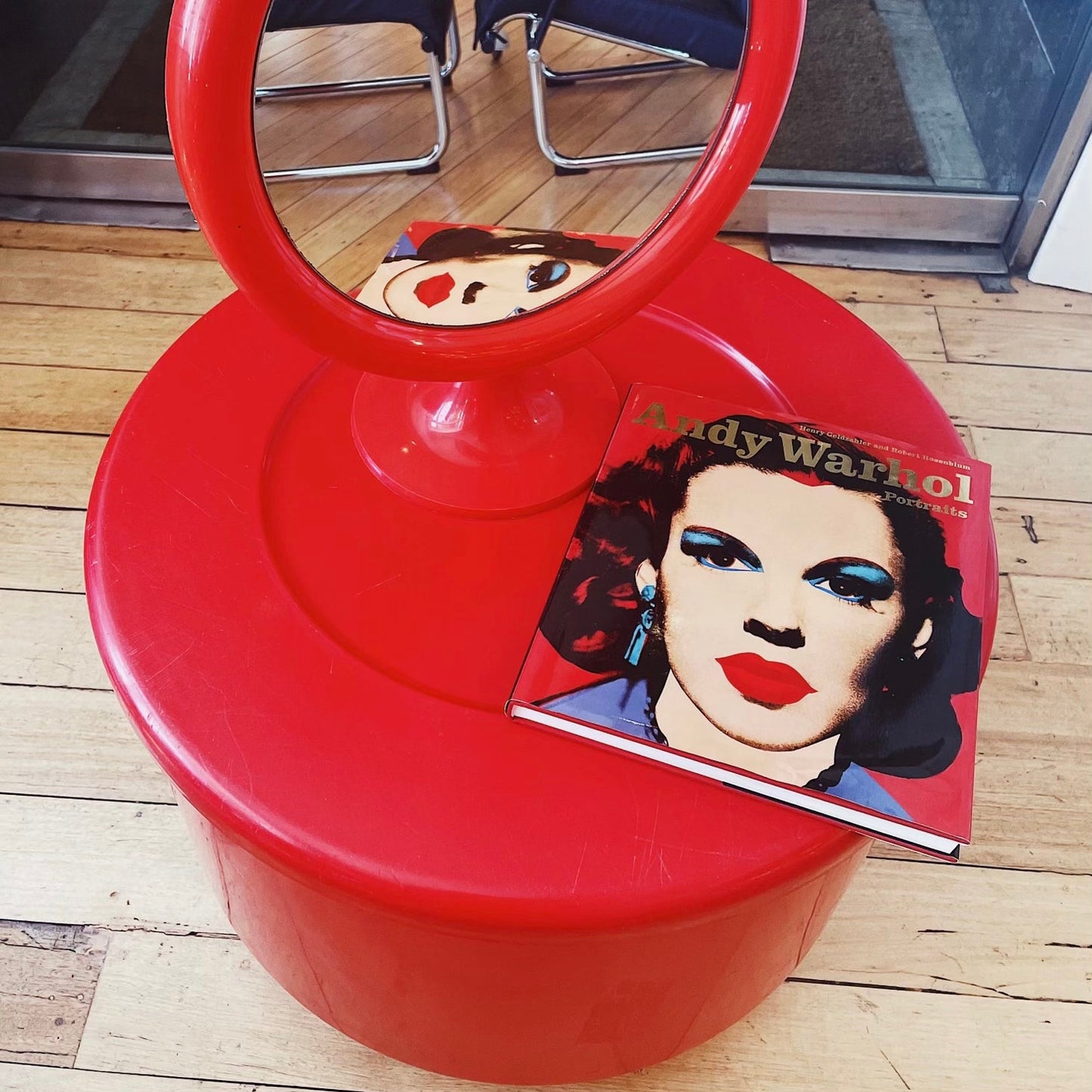 KARTELL / Vintage Storage Table in Apple Red by Giotto Stoppino