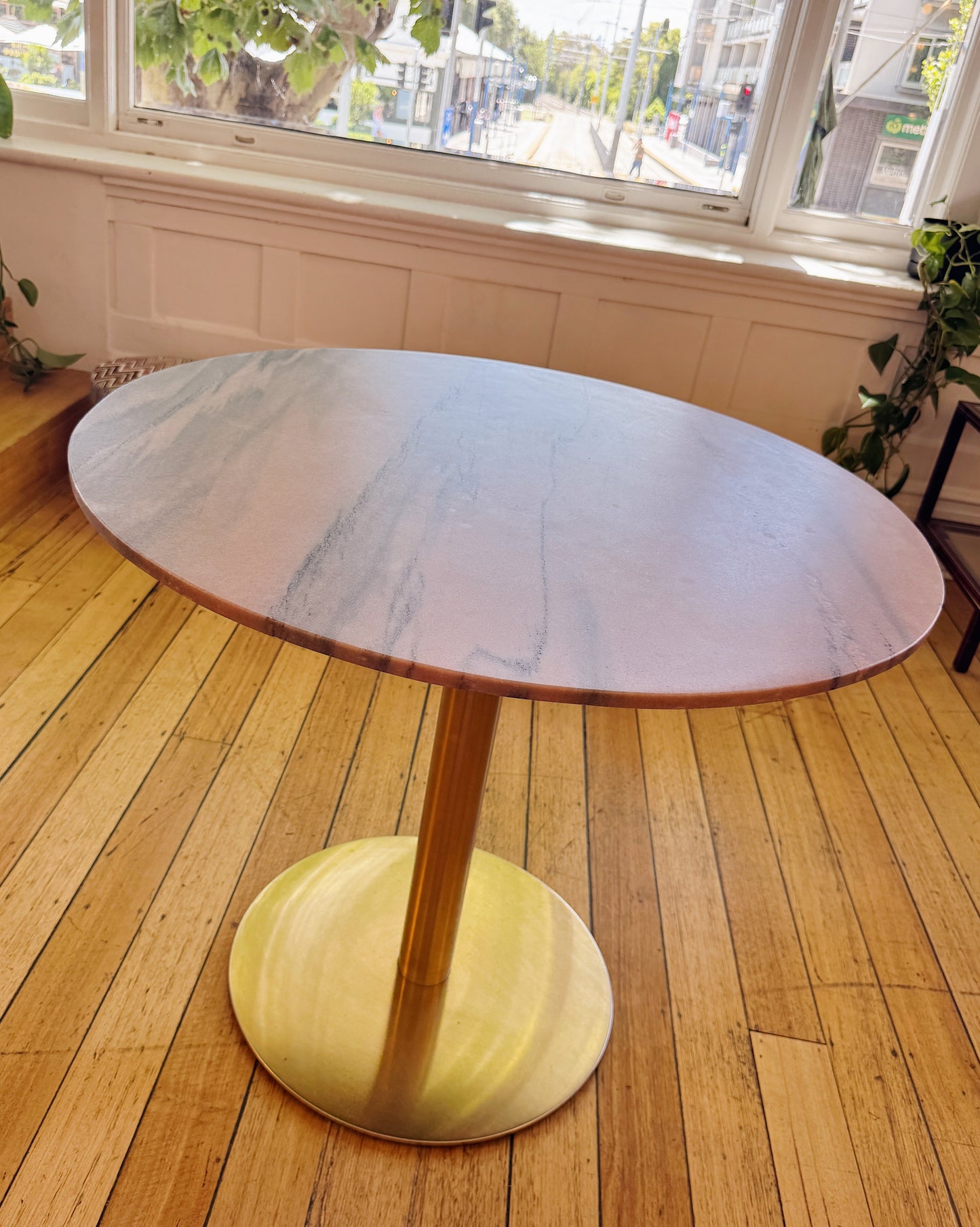 CONTEMPORARY / CAFE TABLE W/PINK MARBLE TOP + BRASS BASE