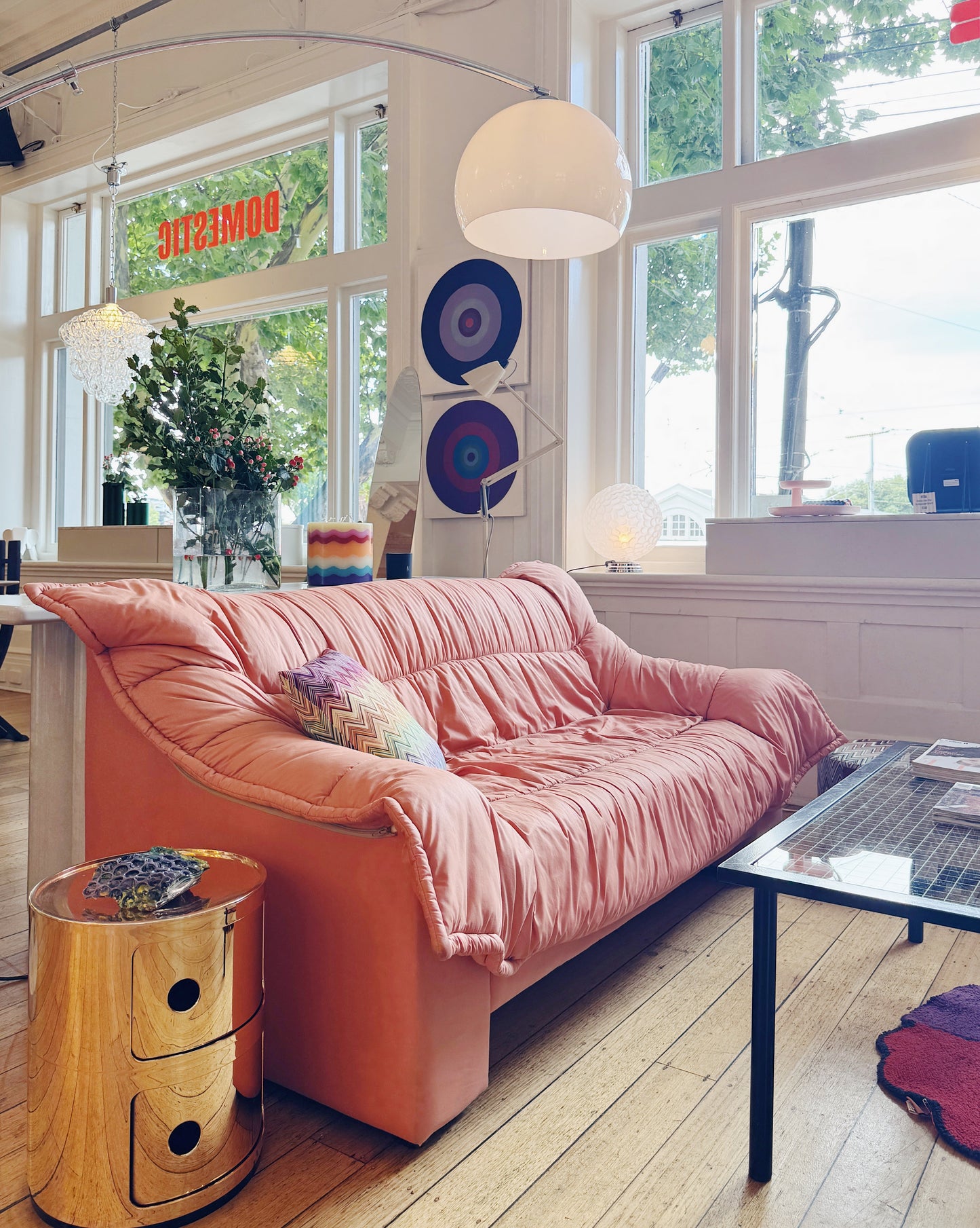 VINTAGE / Italian Design Post Modern Sofa - Peach