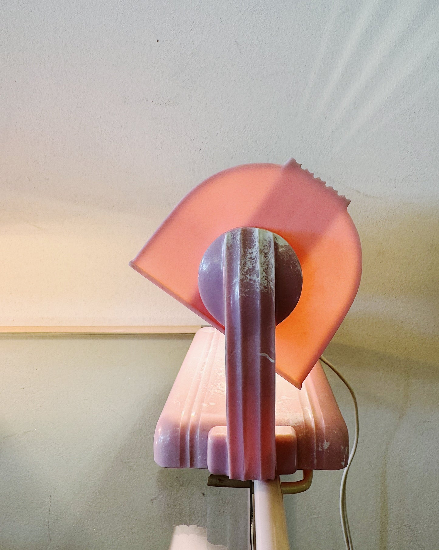 VINTAGE / Pinky Bakelite Headboard Lamps