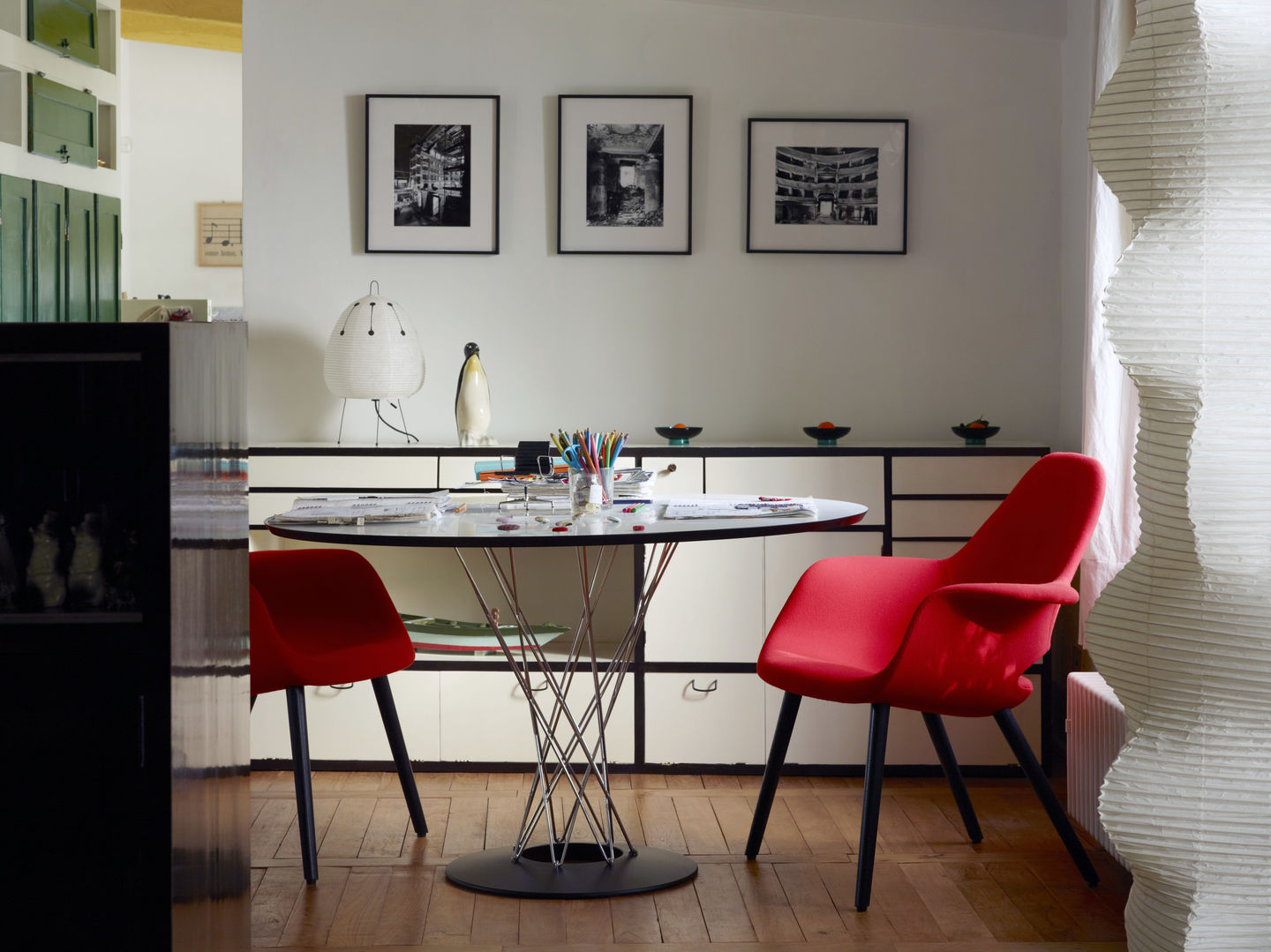 VITRA / Akari  1AD Table Light by Isamu Noguchi