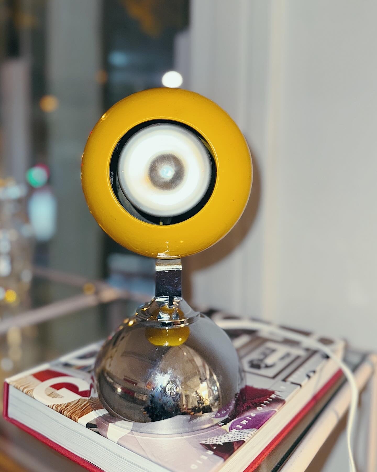 SPACE AGE / 1960s Eyeball Lamp